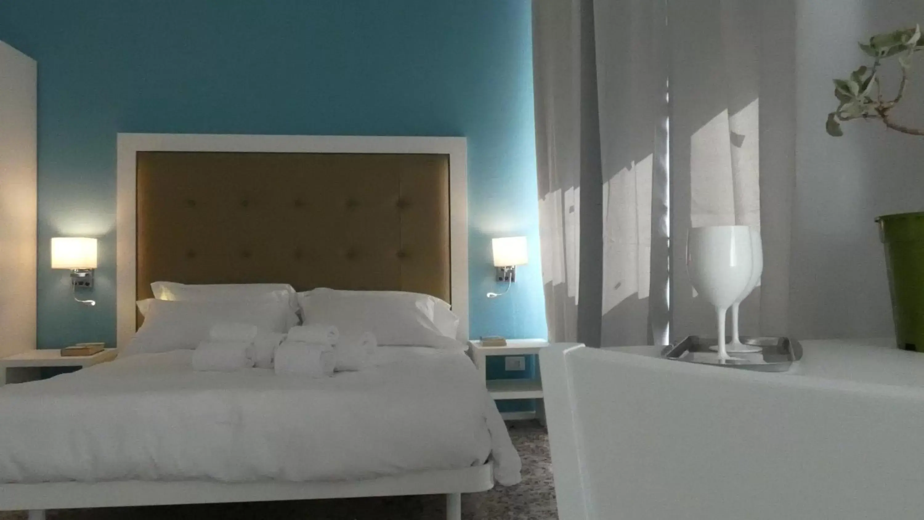 Bed in Regina Margherita - Bed and Breakfast & Rooftop Lounge Bar