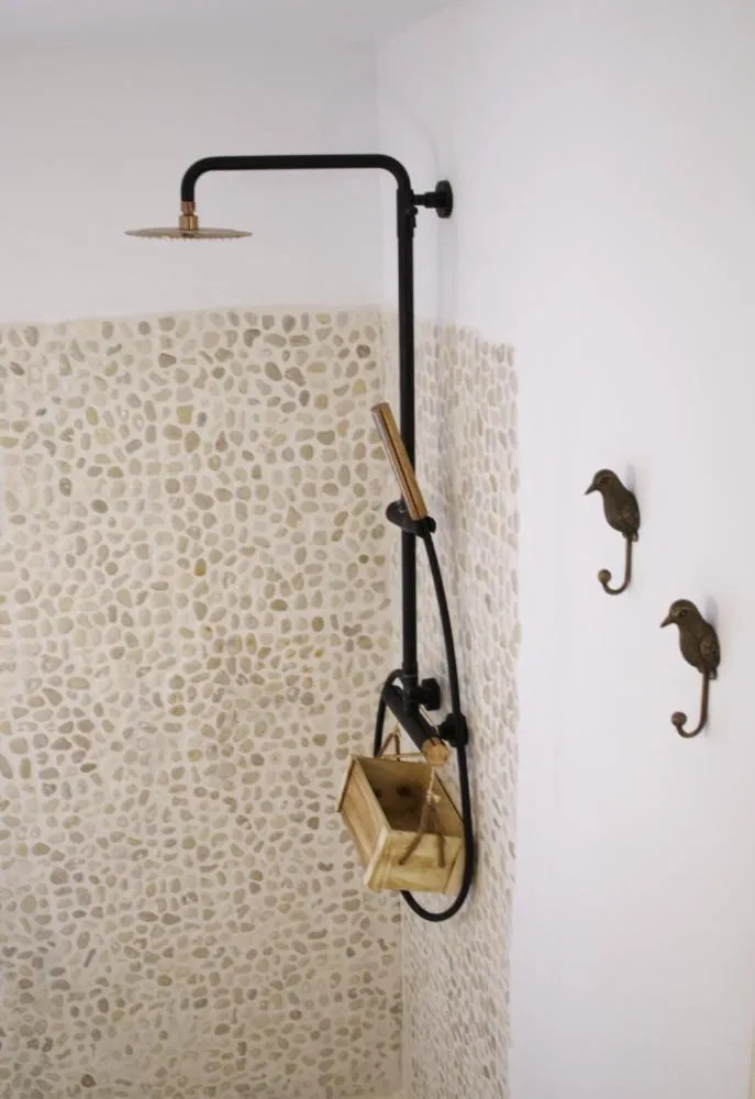 Shower in Boutique Hostal La Curandera de Salinas