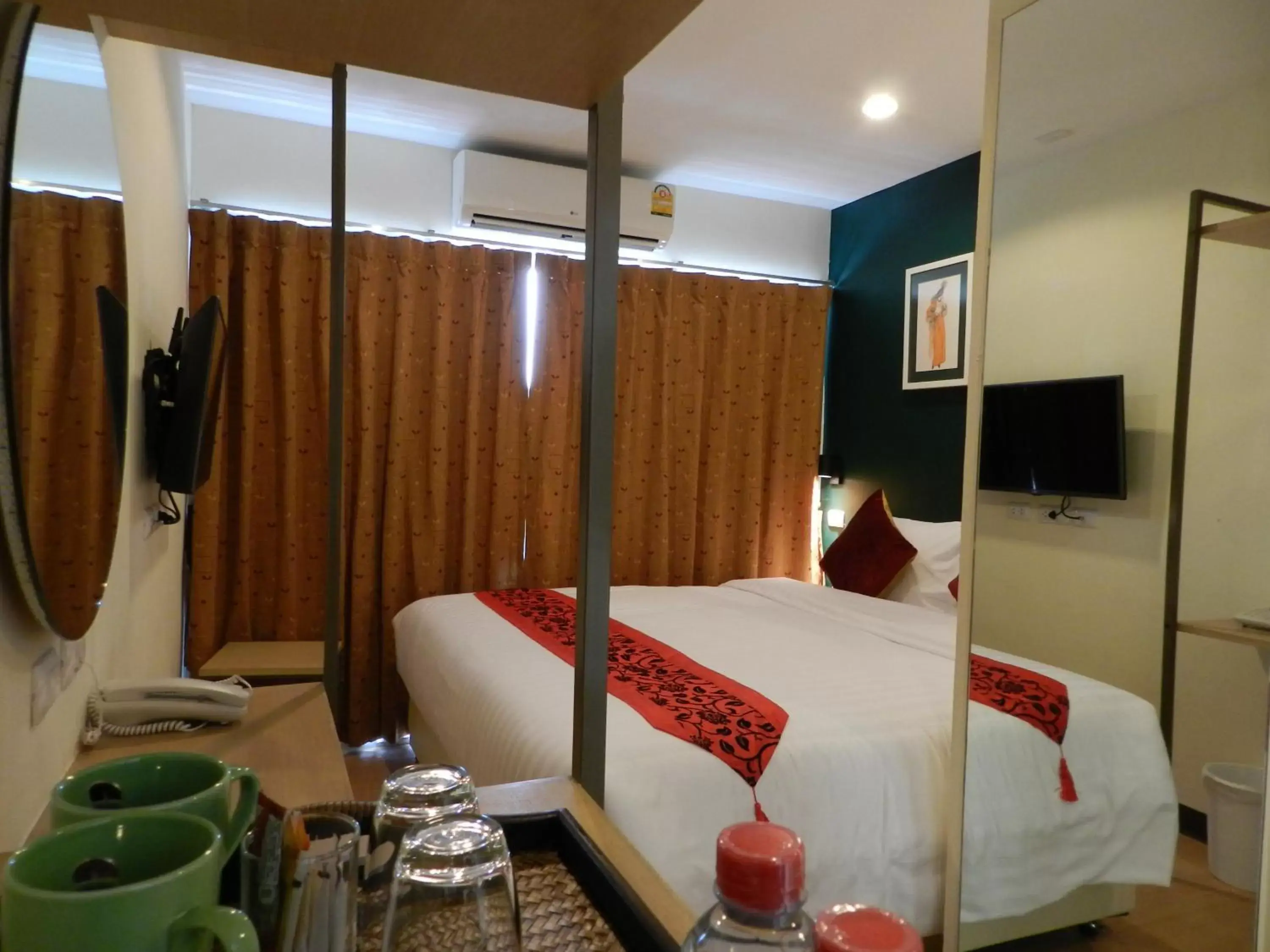 Photo of the whole room, Bed in Klean Residence Hotel