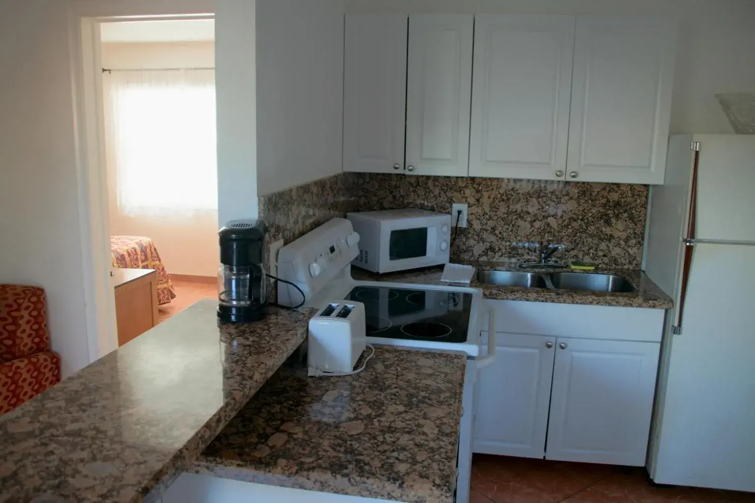 Kitchen or kitchenette, Kitchen/Kitchenette in Lago Mar Motel and Apartments