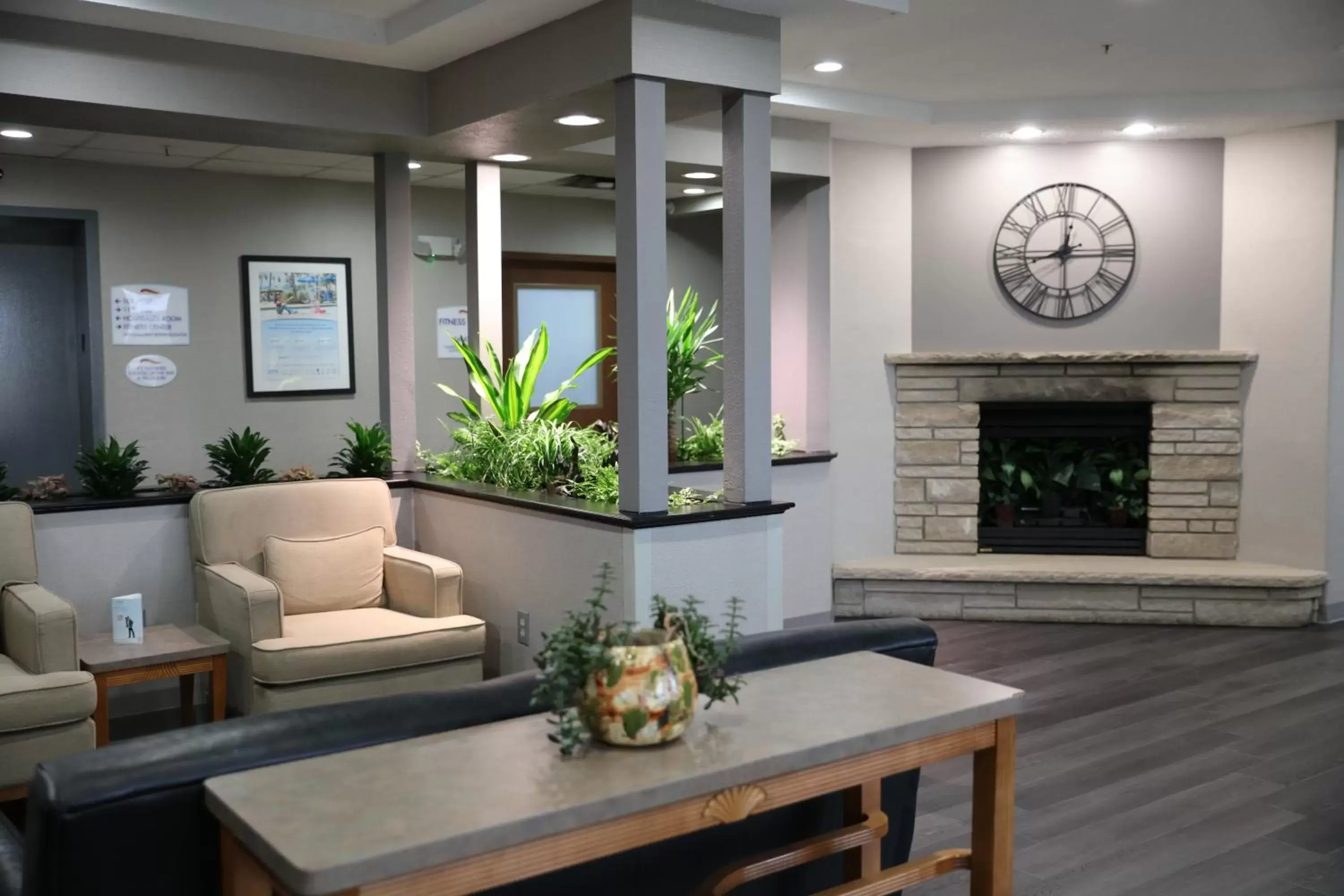 Lobby or reception in Baymont by Wyndham Rockford