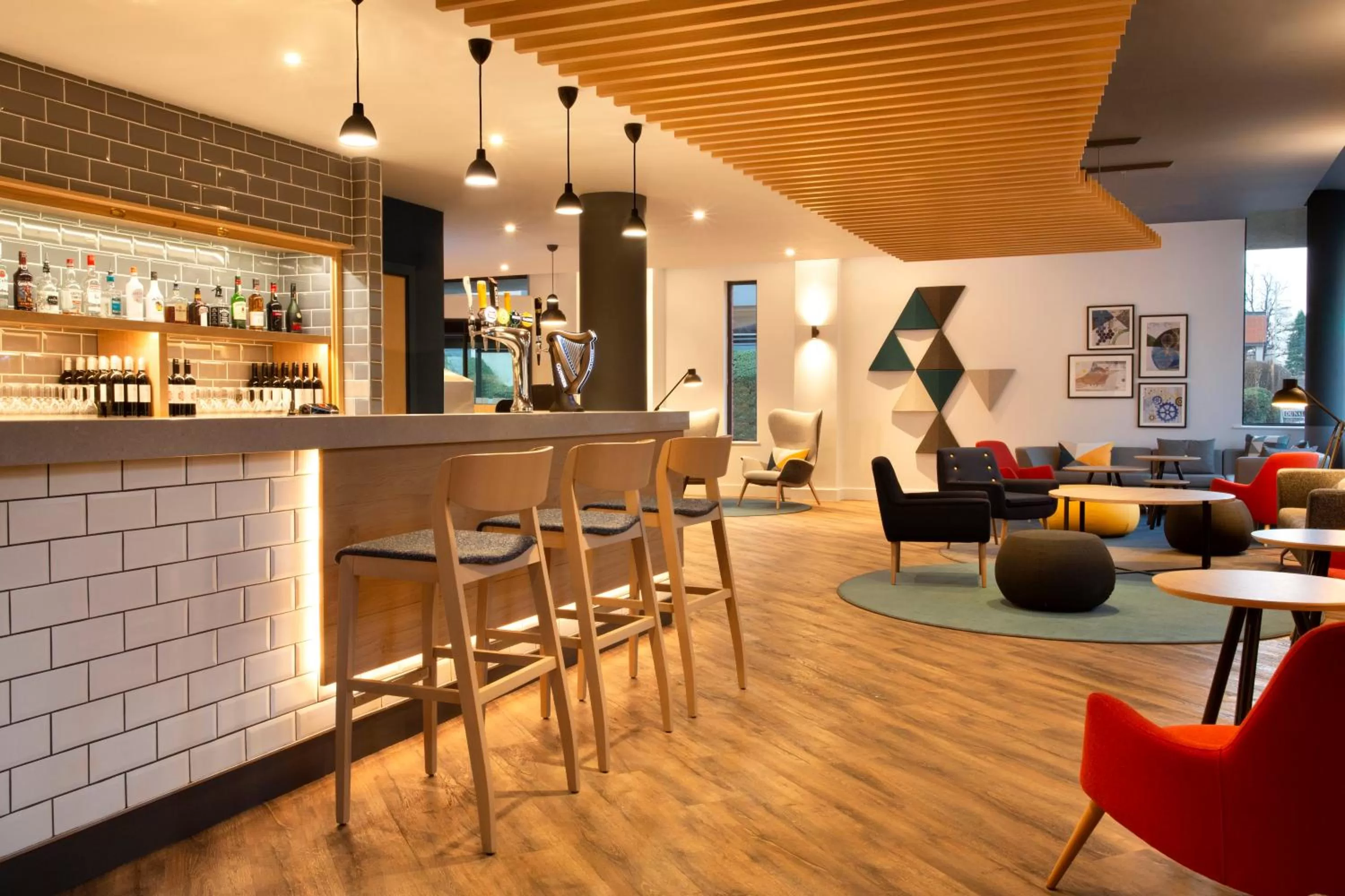 Lounge or bar in Holiday Inn Express Cheltenham Town Centre by IHG