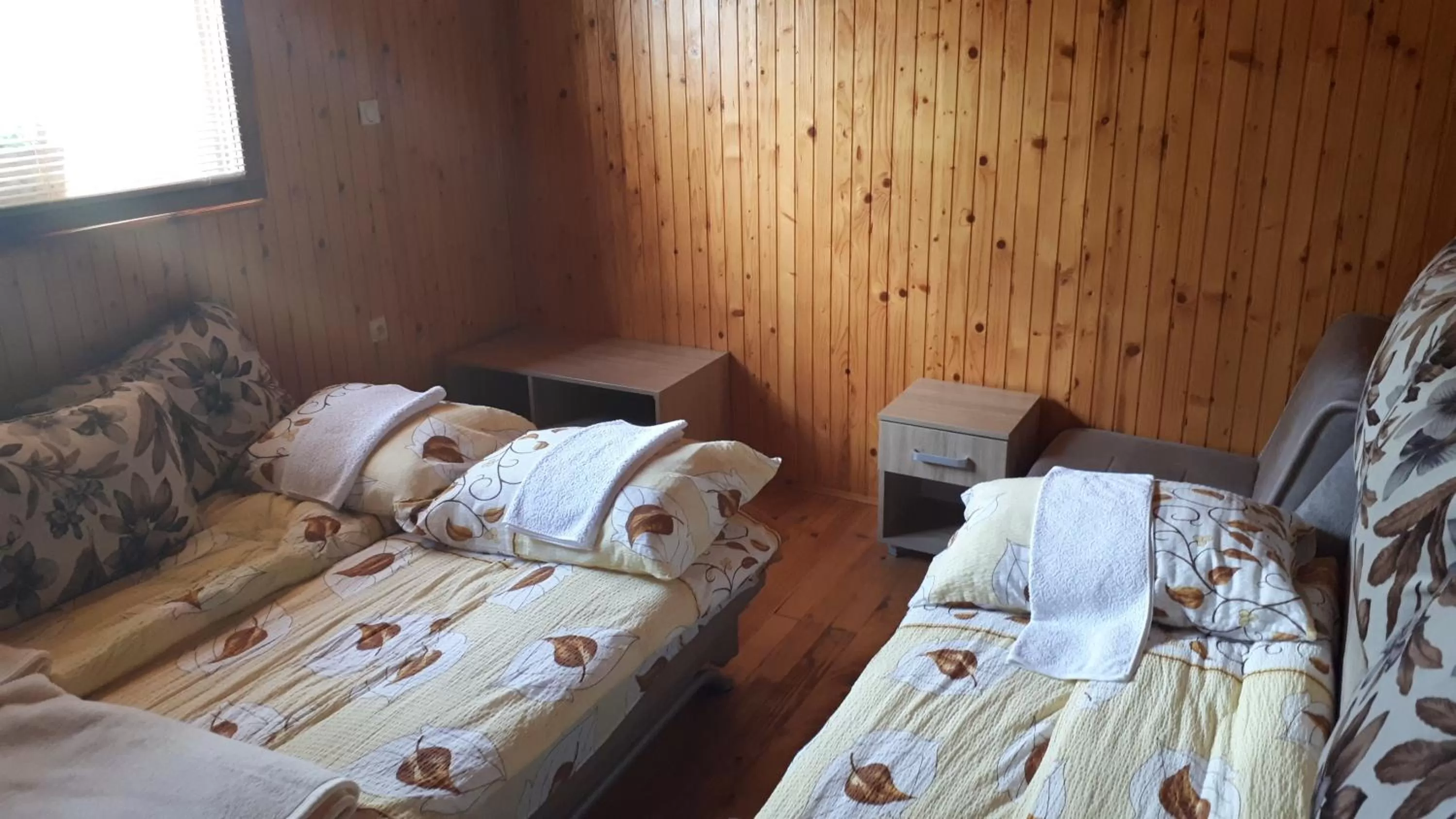 Bedroom, Bed in Etno naselje KUM