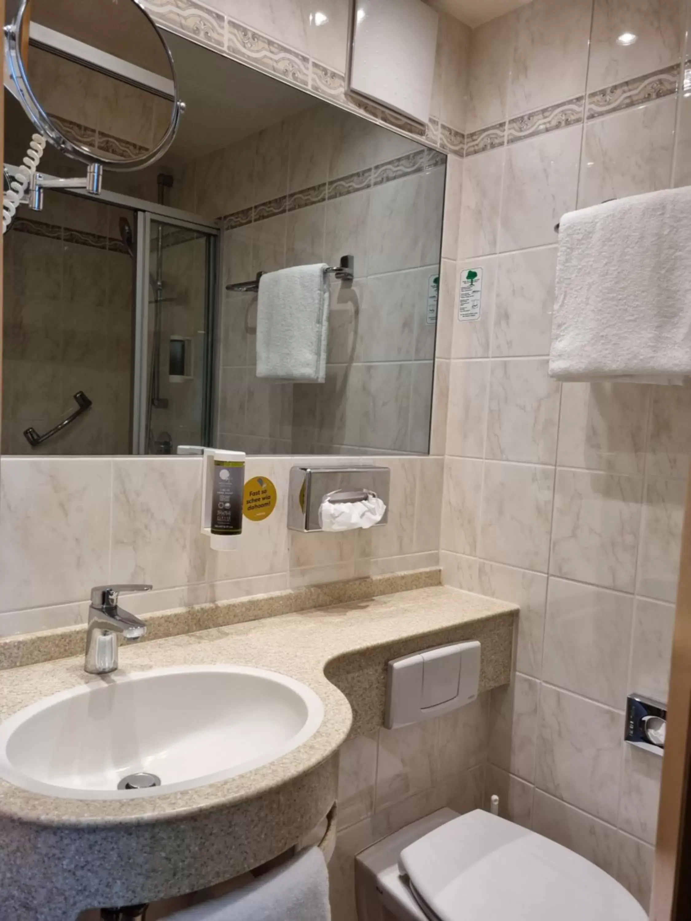 Bathroom in myMINGA4 - Hotel & serviced Apartments