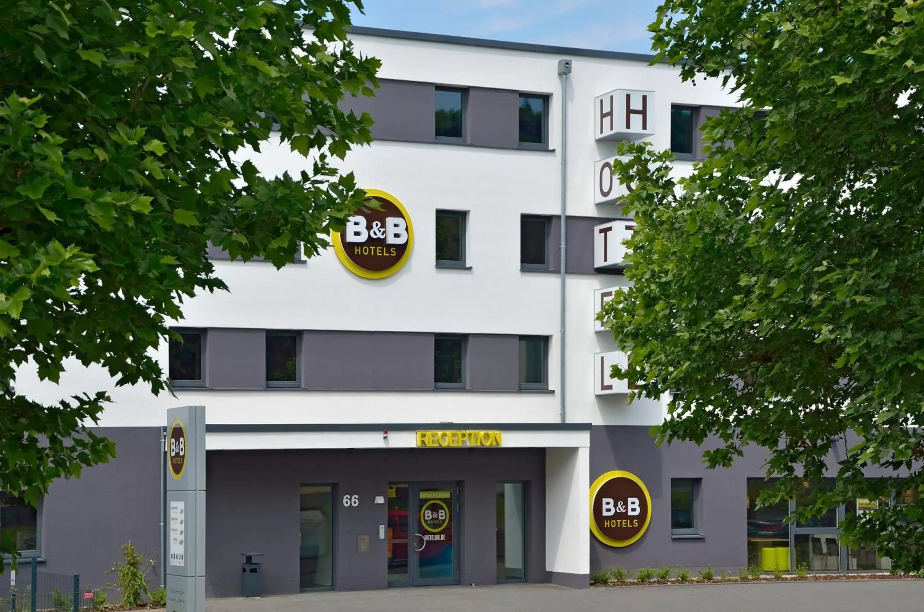 Property Building in B&B Hotel Trier