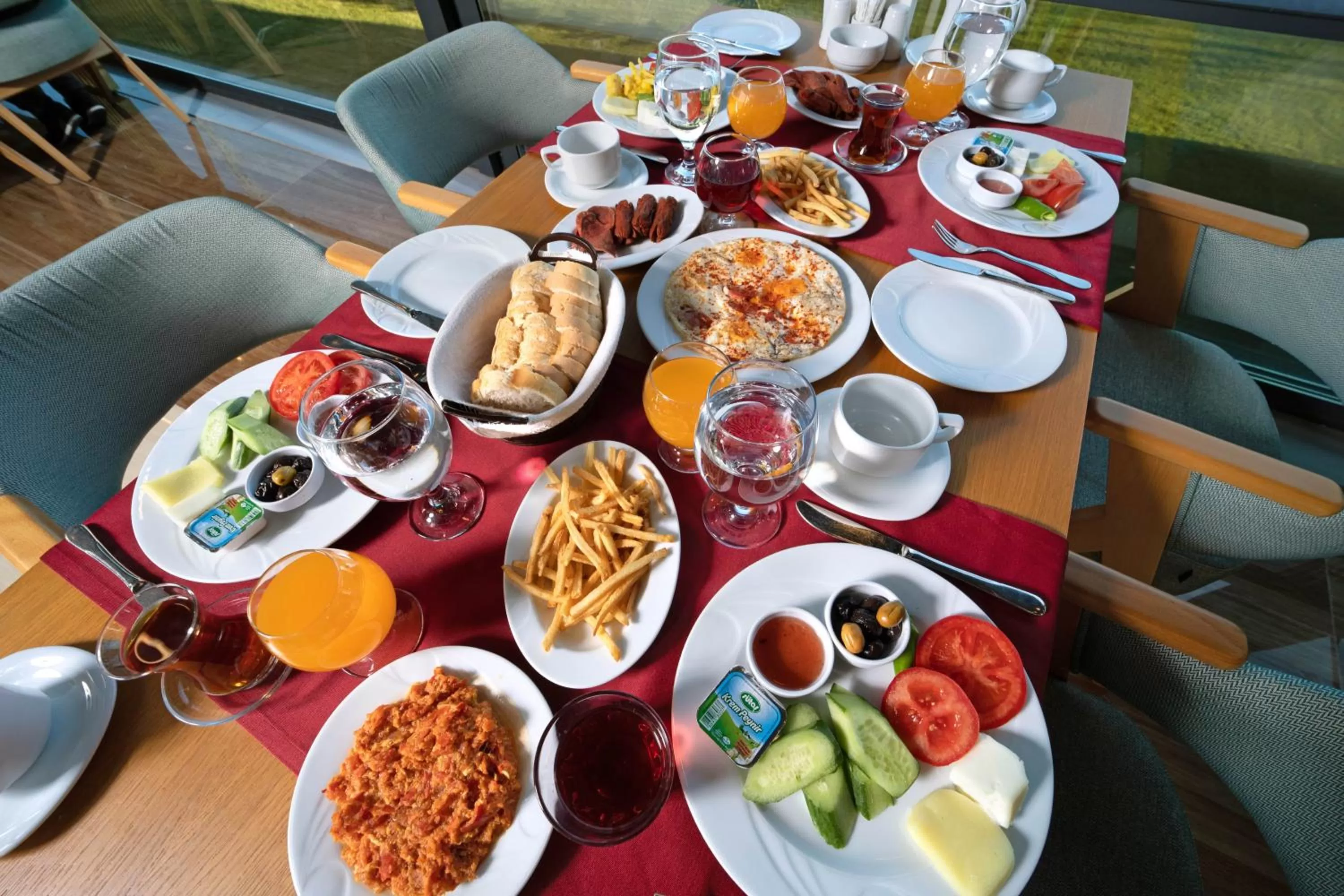 Food and drinks in Ipeksoy Thermal Hotel