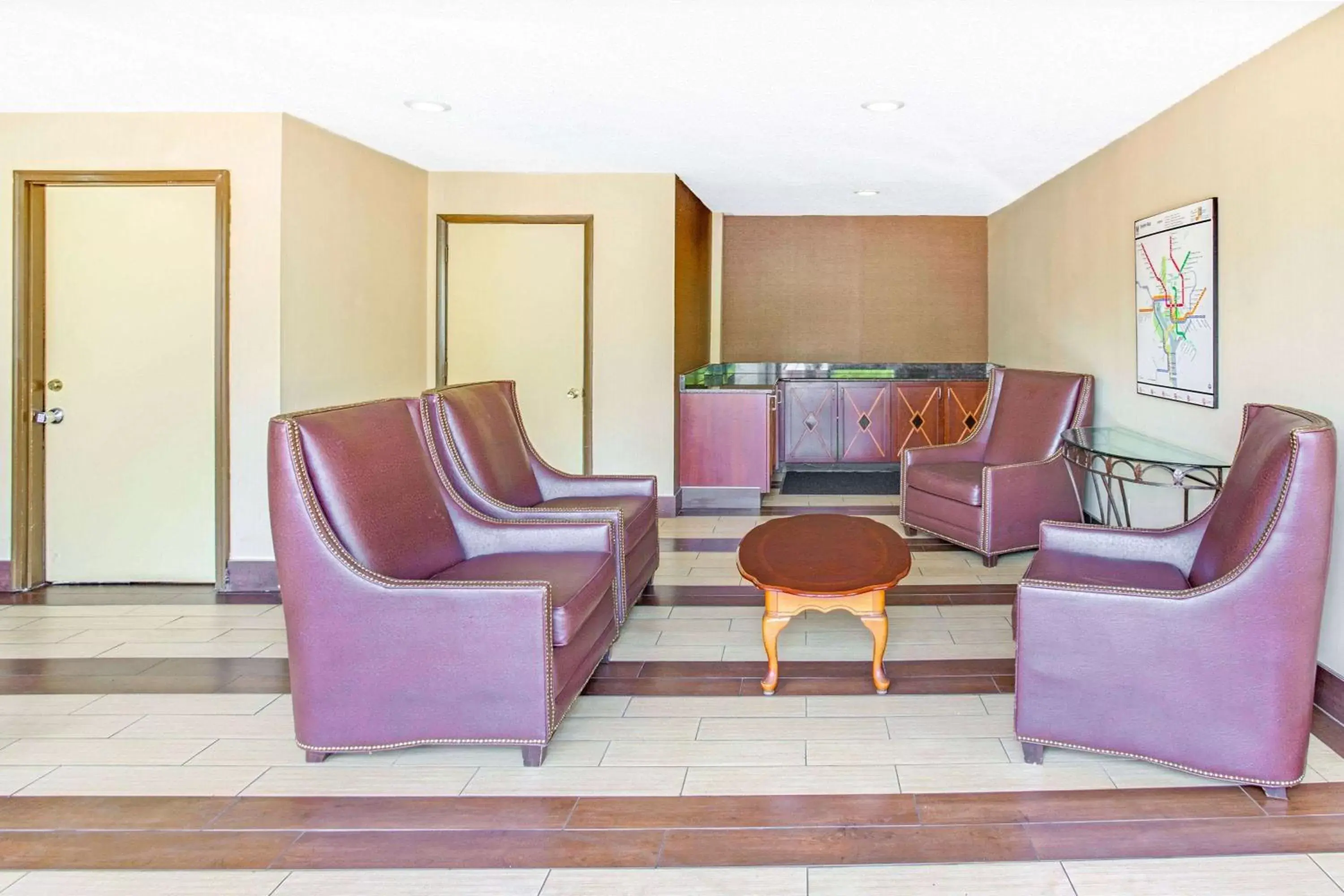 Lobby or reception, Seating Area in Travelodge by Wyndham Silver Spring