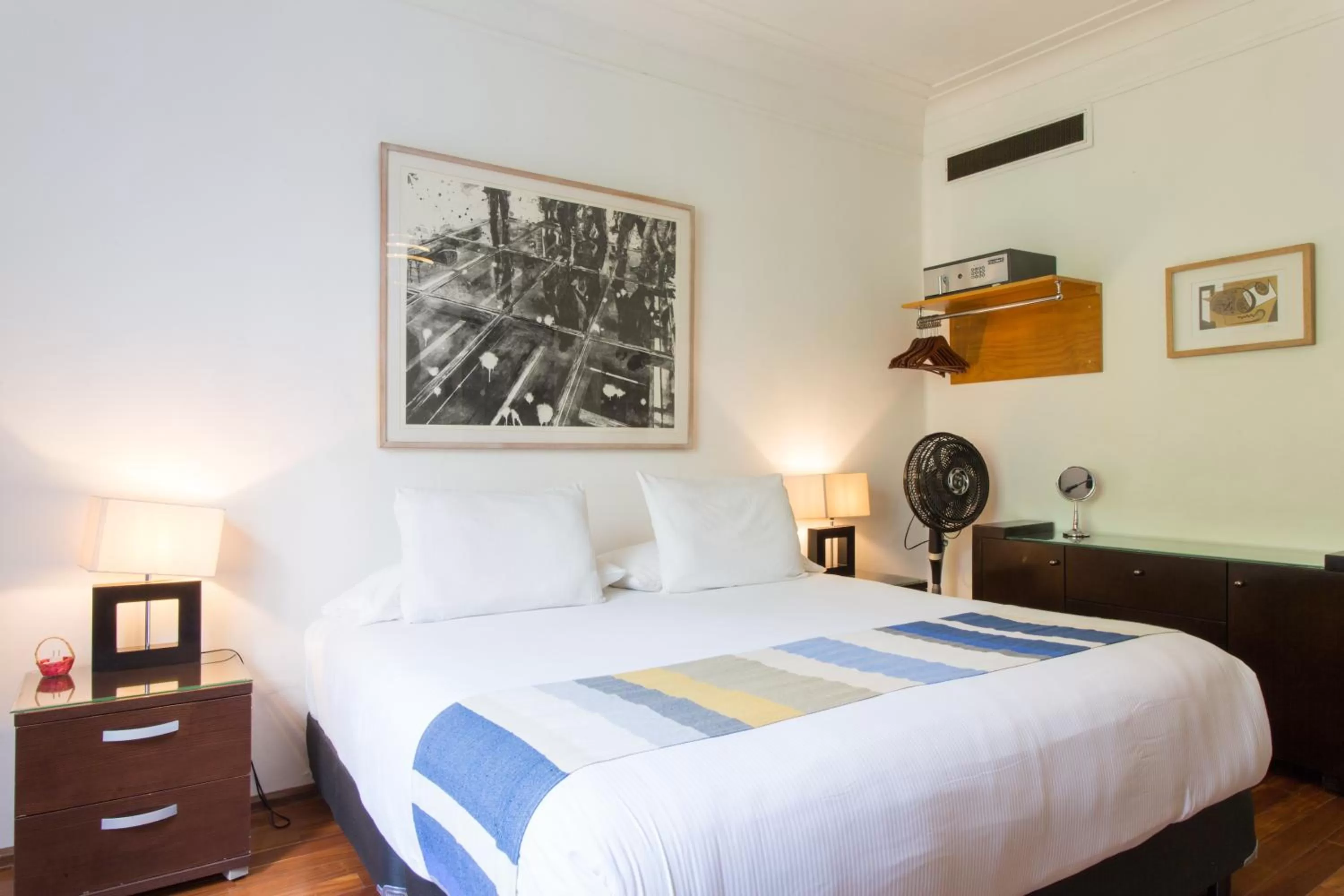 Photo of the whole room, Bed in Casa Comtesse