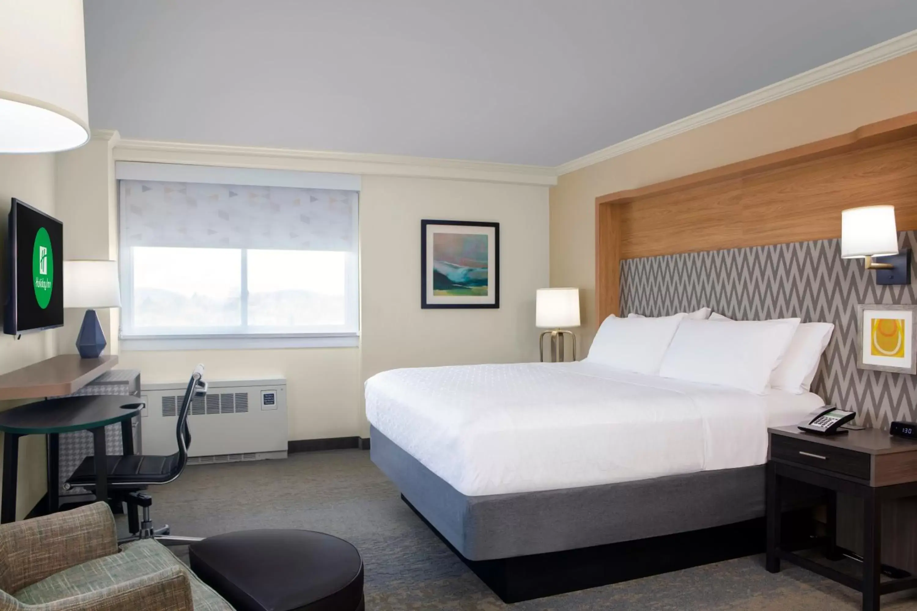 Photo of the whole room, Bed in Holiday Inn Binghamton-Downtown Hawley Street, an IHG Hotel