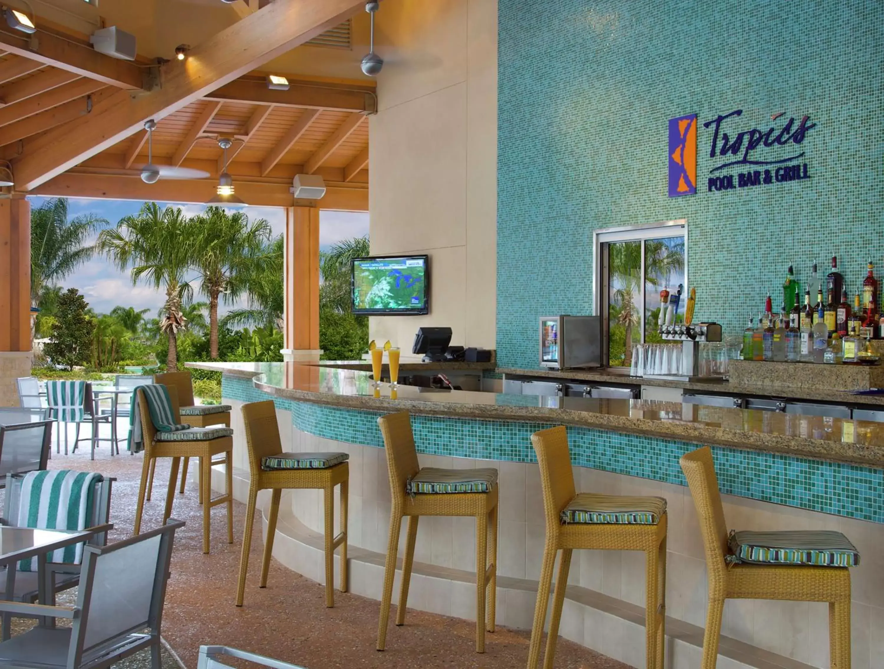 Dining area in Hilton Orlando