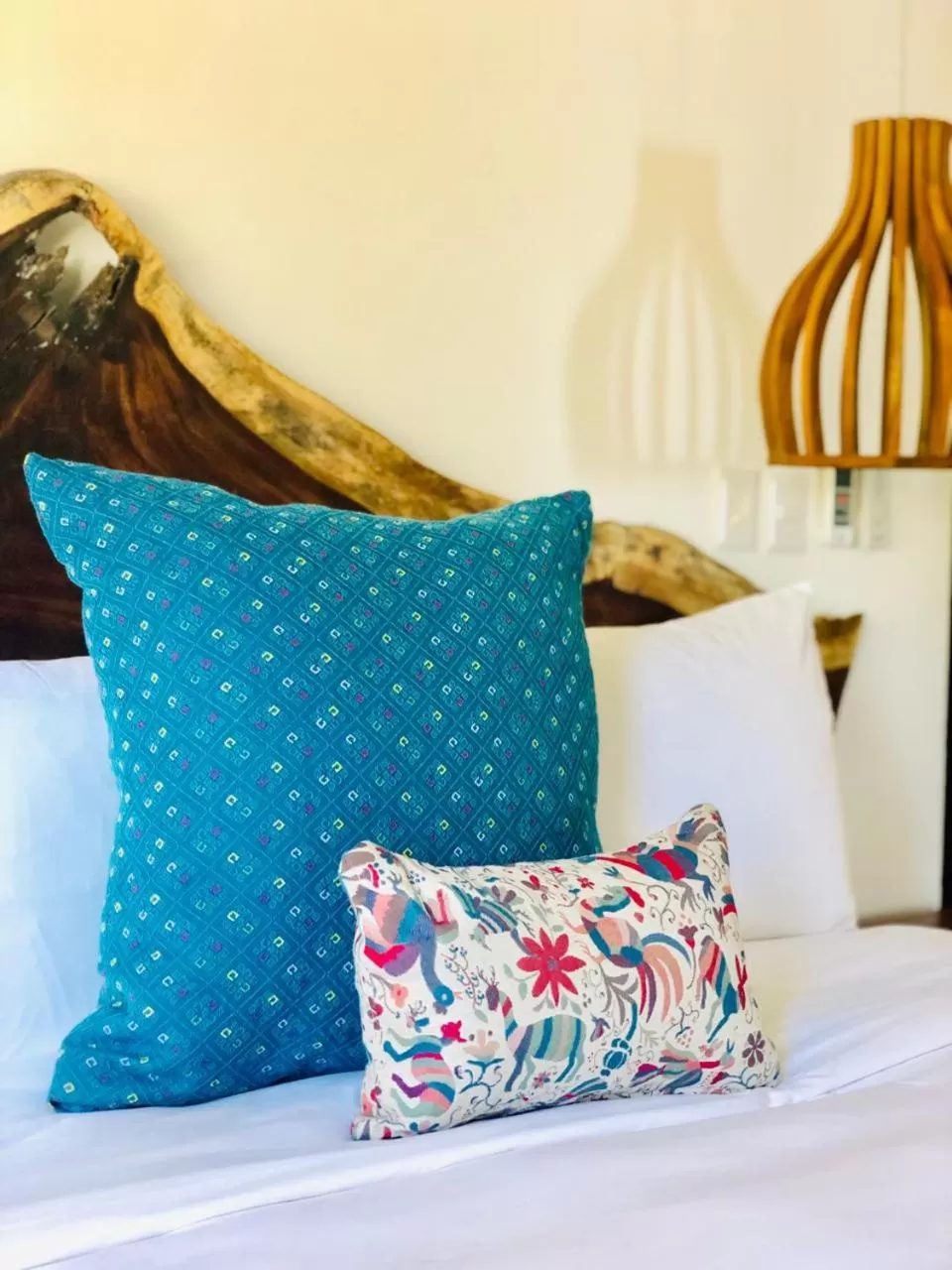 Bed in Ysuri Sayulita - Beachfront Hotel