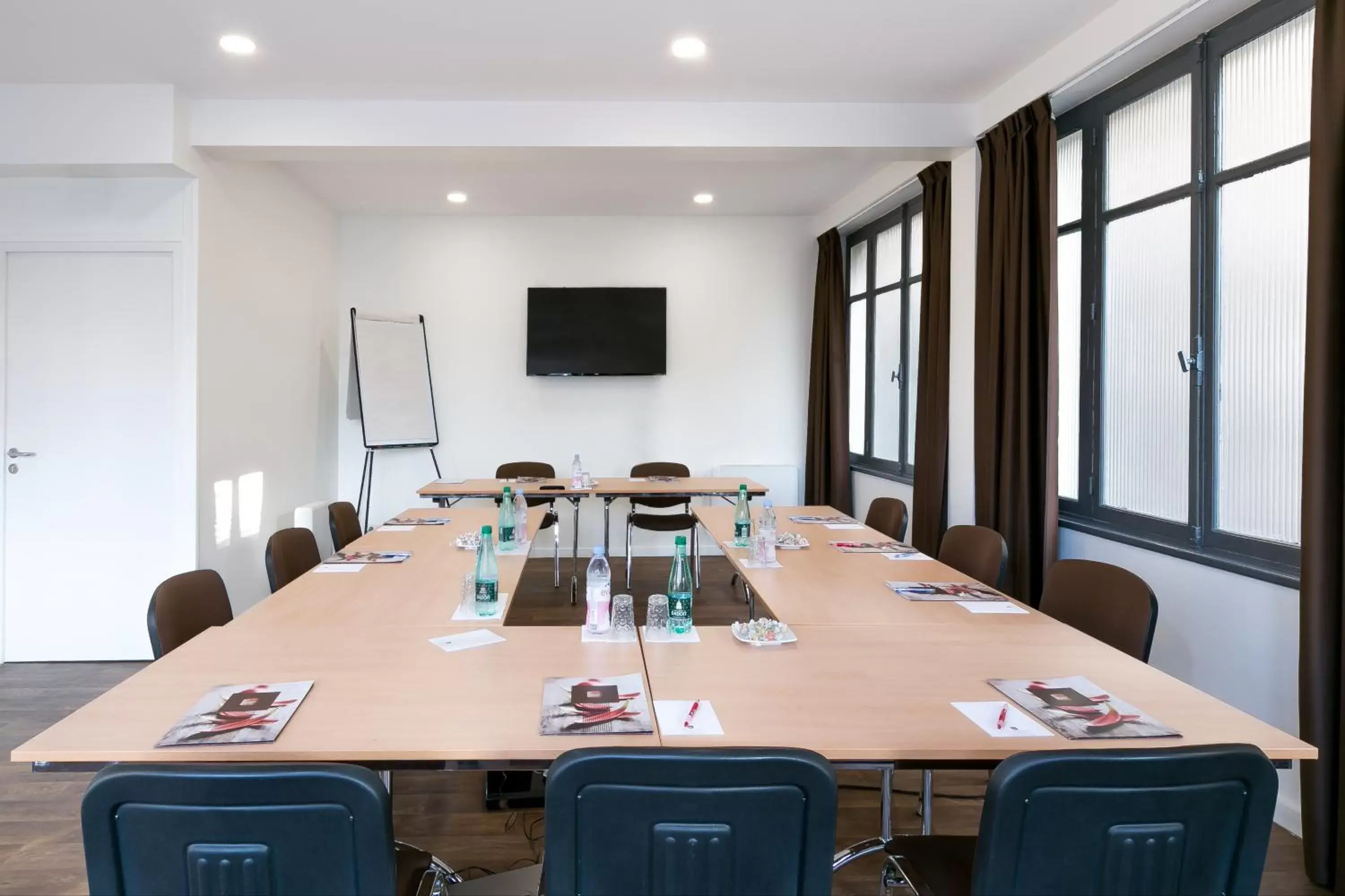 Business facilities in Hotel Foch Nancy Gare