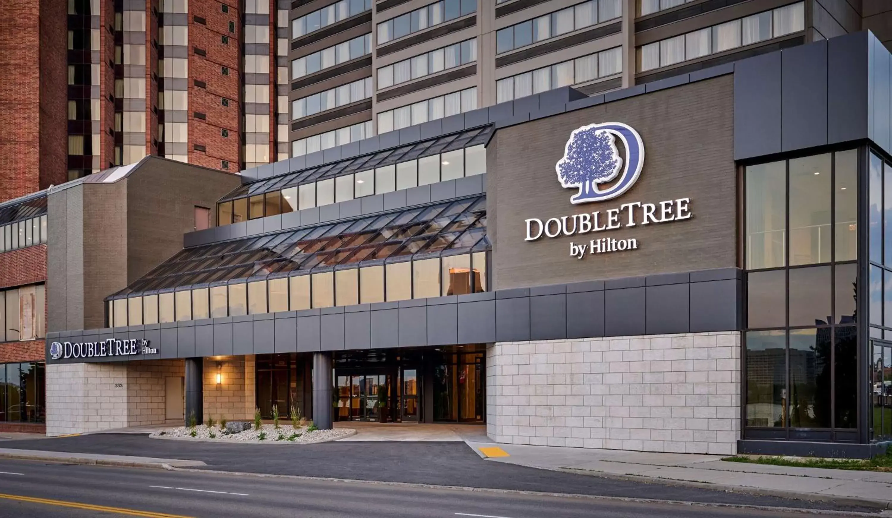 Property Building in DoubleTree by Hilton Windsor, ON