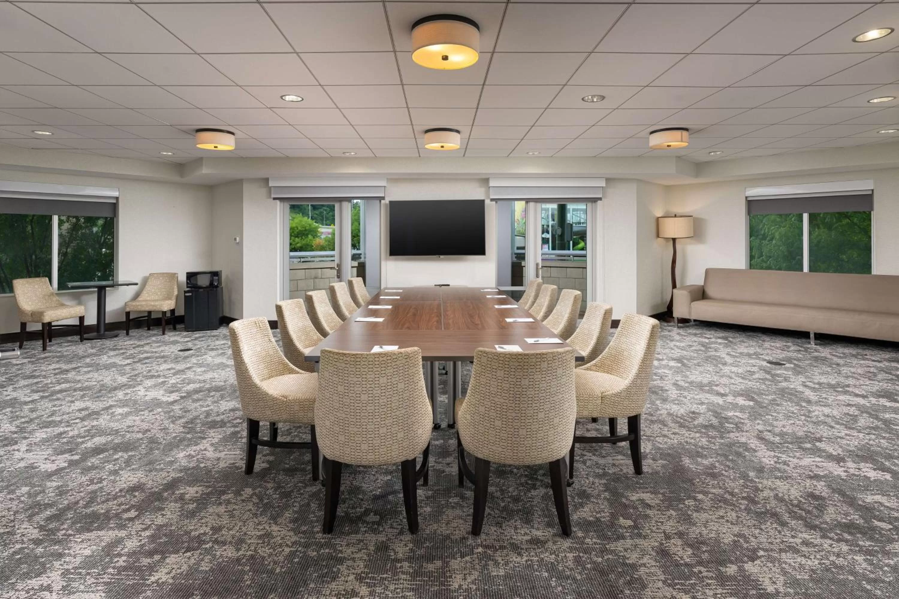 Meeting/conference room in Hampton Inn & Suites Chattanooga Downtown