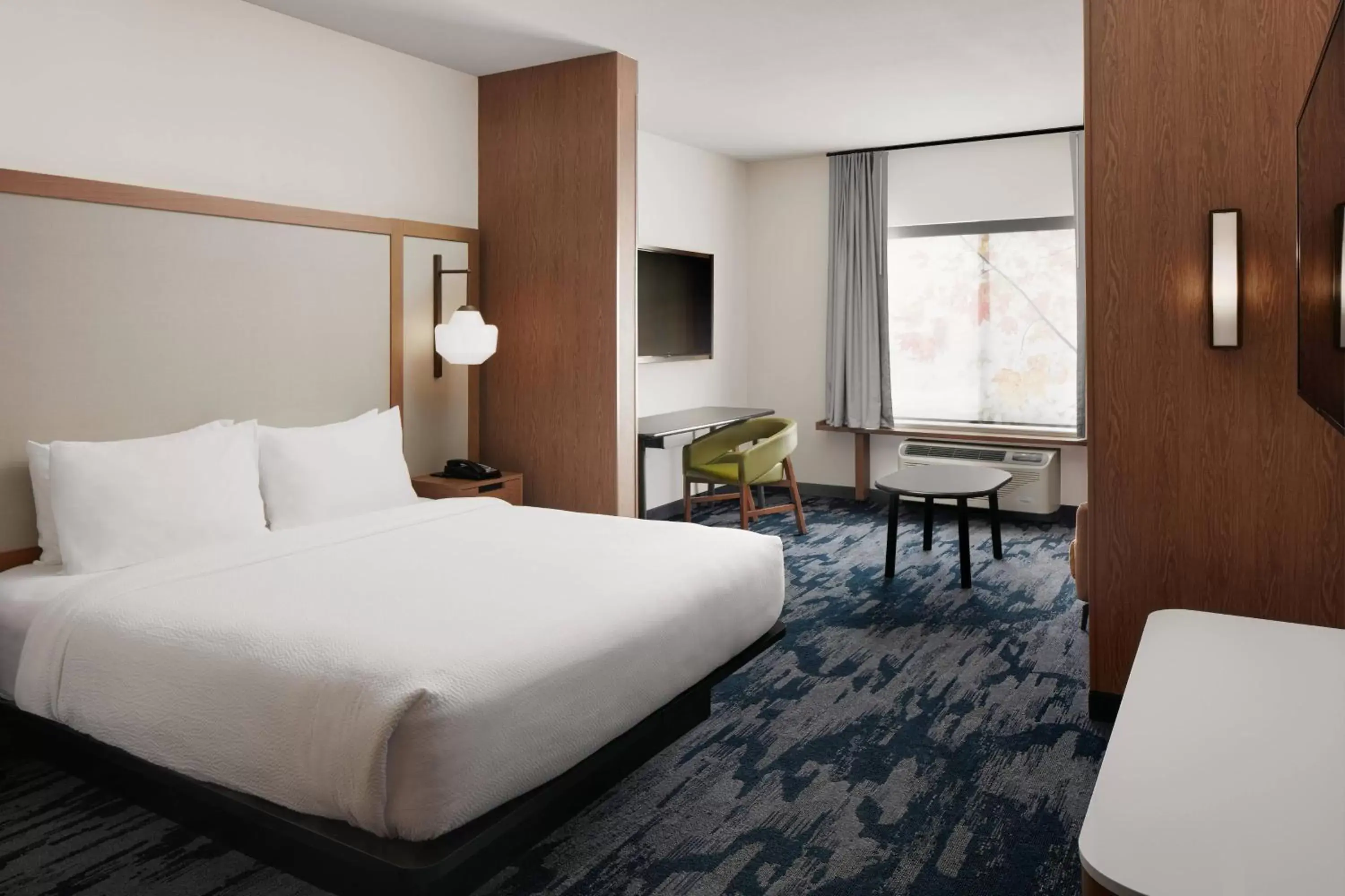 Bedroom, Bed in Fairfield Inn & Suites Louisville New Albany IN