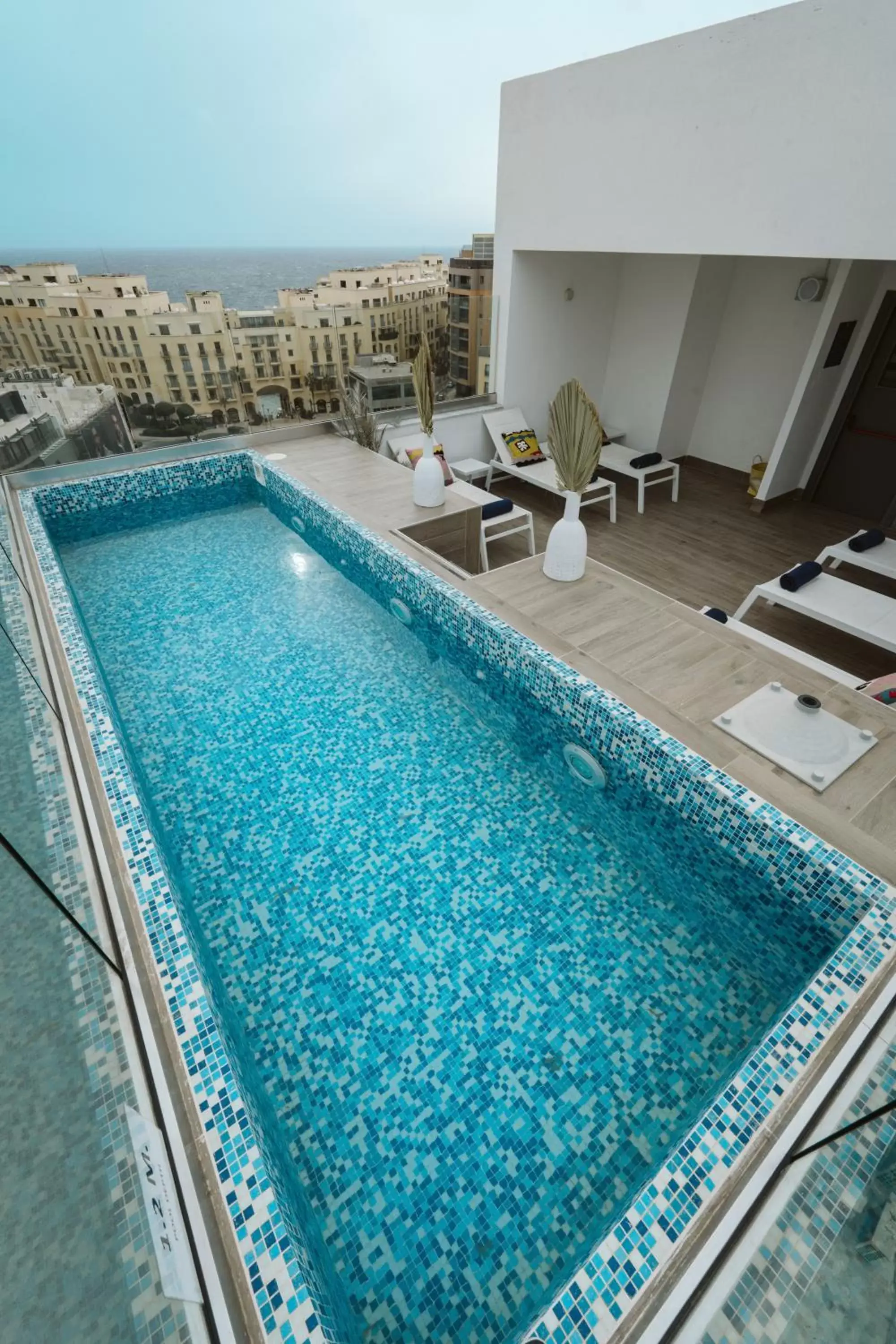 Swimming Pool in V Hotel