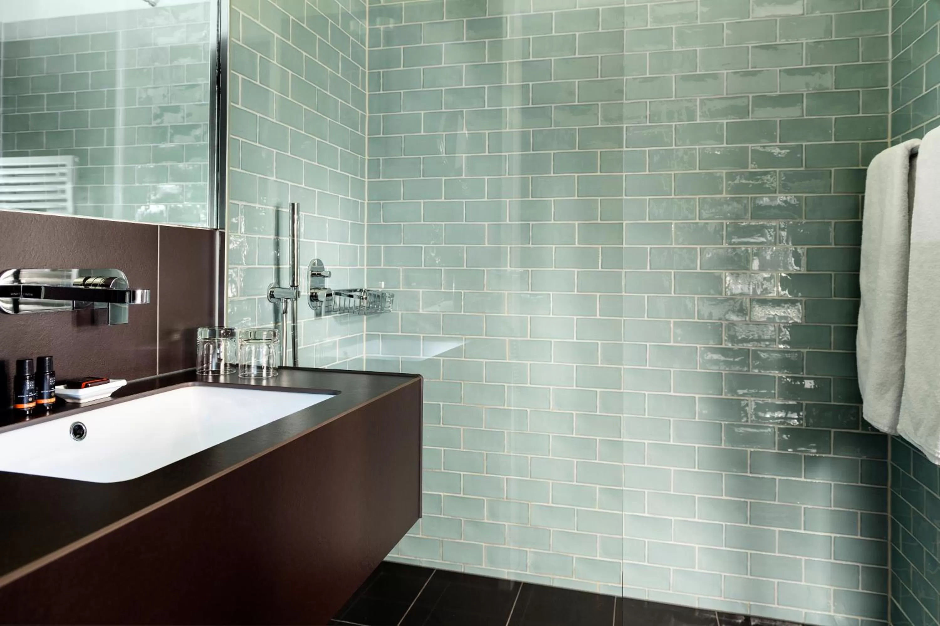 Shower in Clipper Boardinghouse - Berlin-Gendarmenmarkt