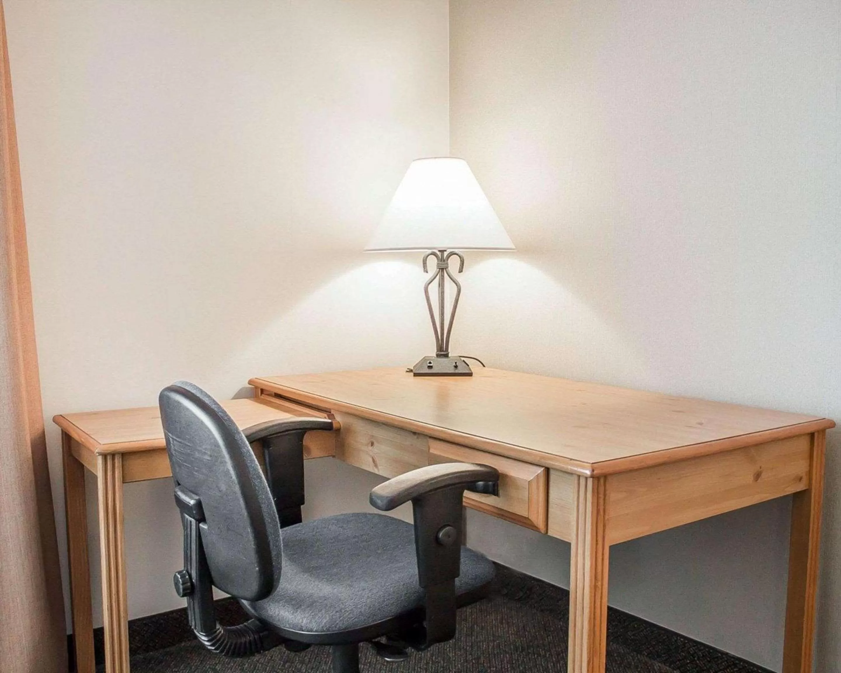 Photo of the whole room in Quality Inn Rhinelander