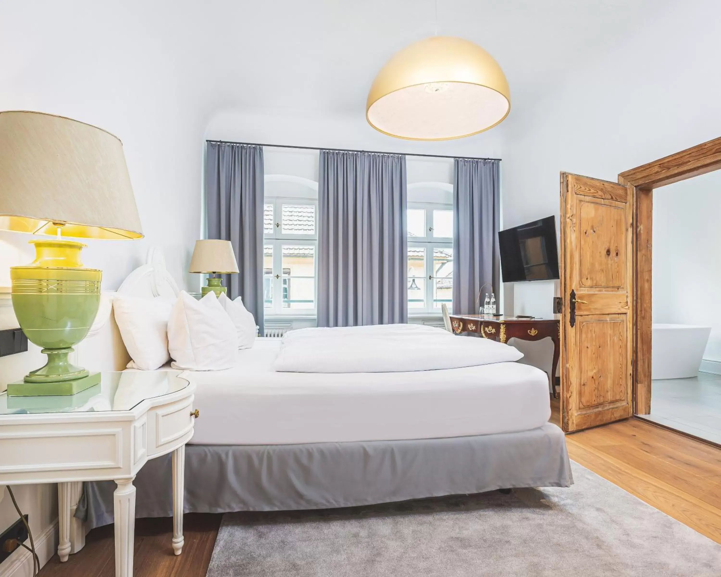 Photo of the whole room, Bed in Hotel & Restaurant Posthalterei Photo of the whole room, Bed in Hotel & Restaurant Posthalterei