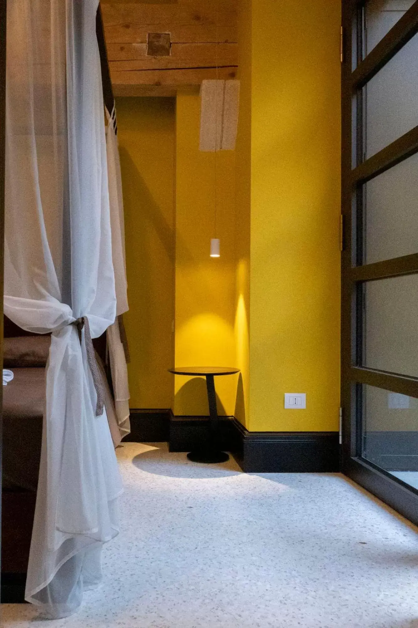 Photo of the whole room, Bed in Residence Poli Venezia