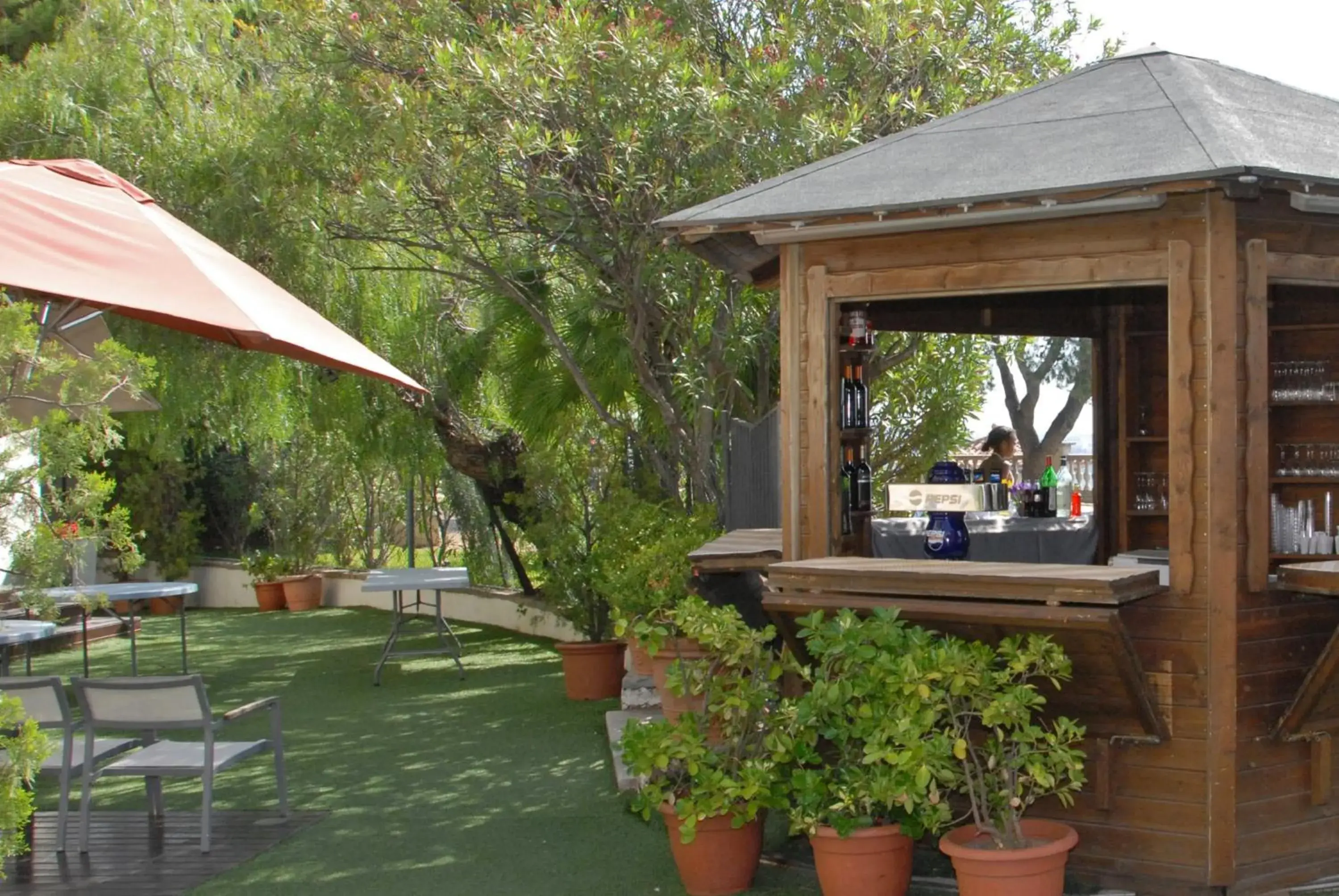 Facade/entrance in Hotel El Castell Facade/entrance in Hotel El Castell