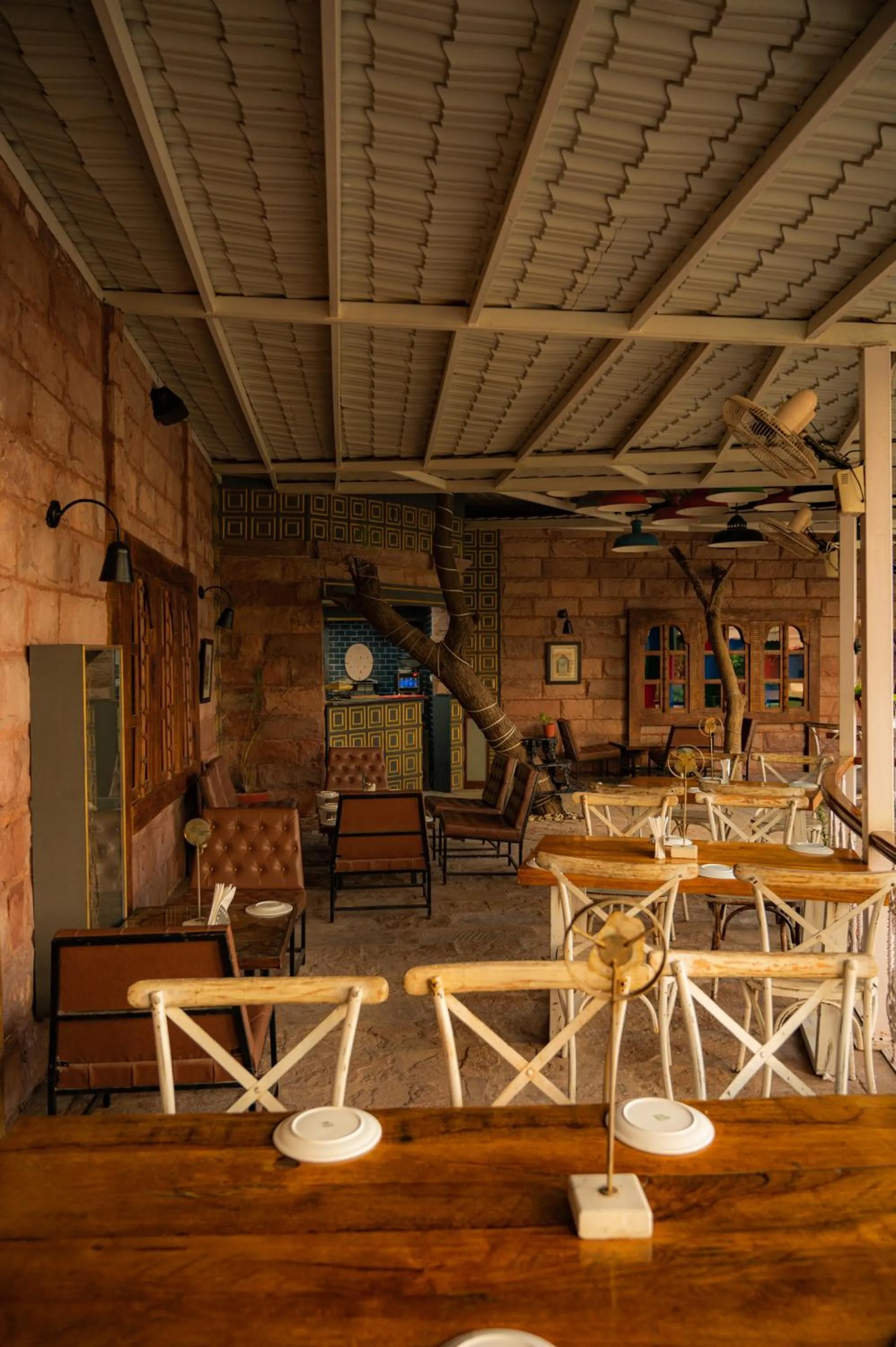 Restaurant/places to eat in Park Plaza Jodhpur