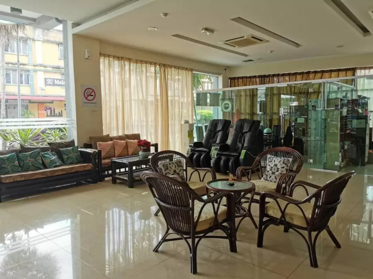 Lobby or reception in Melang Inn