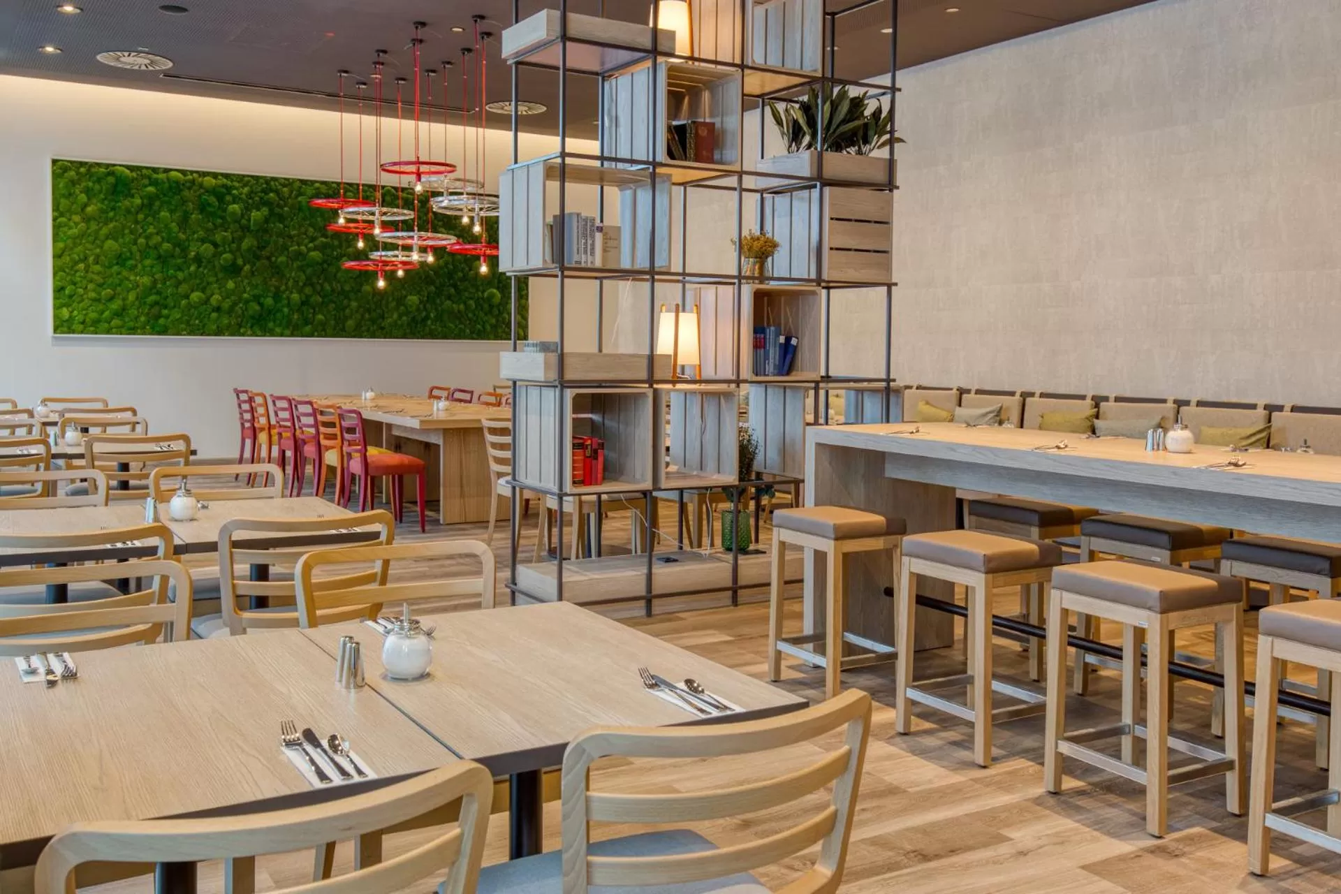 Restaurant/places to eat in IntercityHotel Berlin Airport BER Terminal 1 & 2