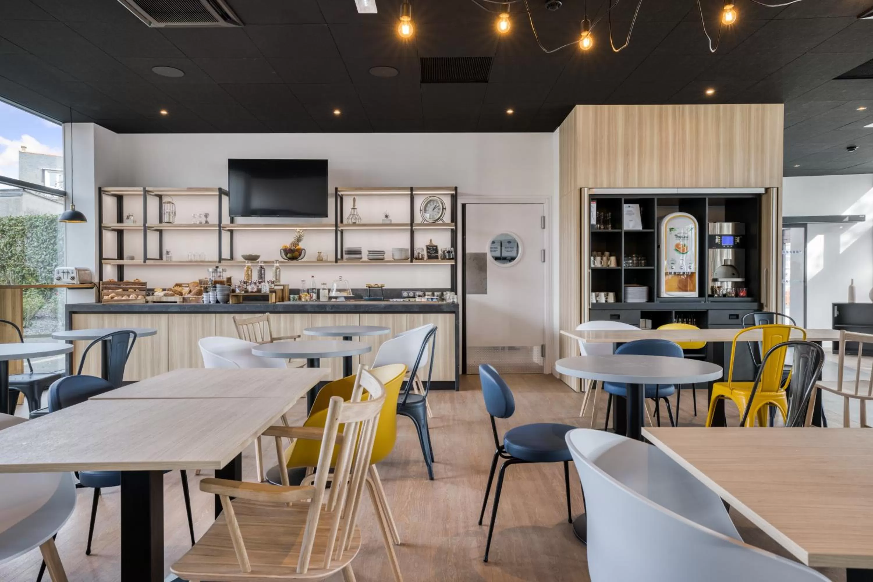 Restaurant/places to eat in Campanile Rennes Sud - Saint Jacques