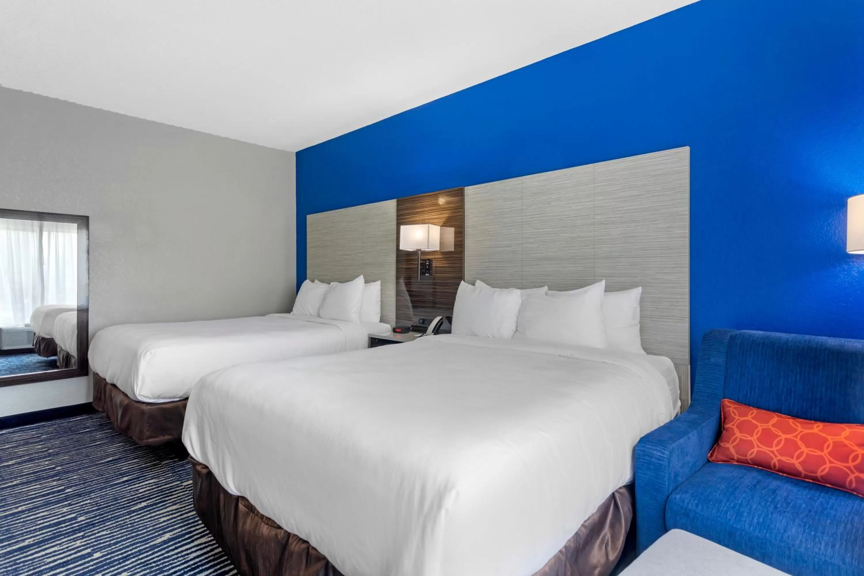Bedroom, Bed in Comfort Inn & Suites Memphis East