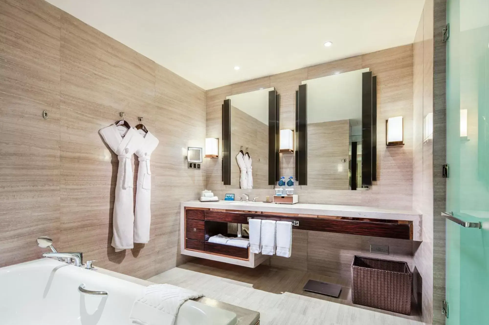 Bathroom in Hilton Shenzhen Futian, Metro Station at Hotel Front Door, Close to Futian Convention & Exhibition Center