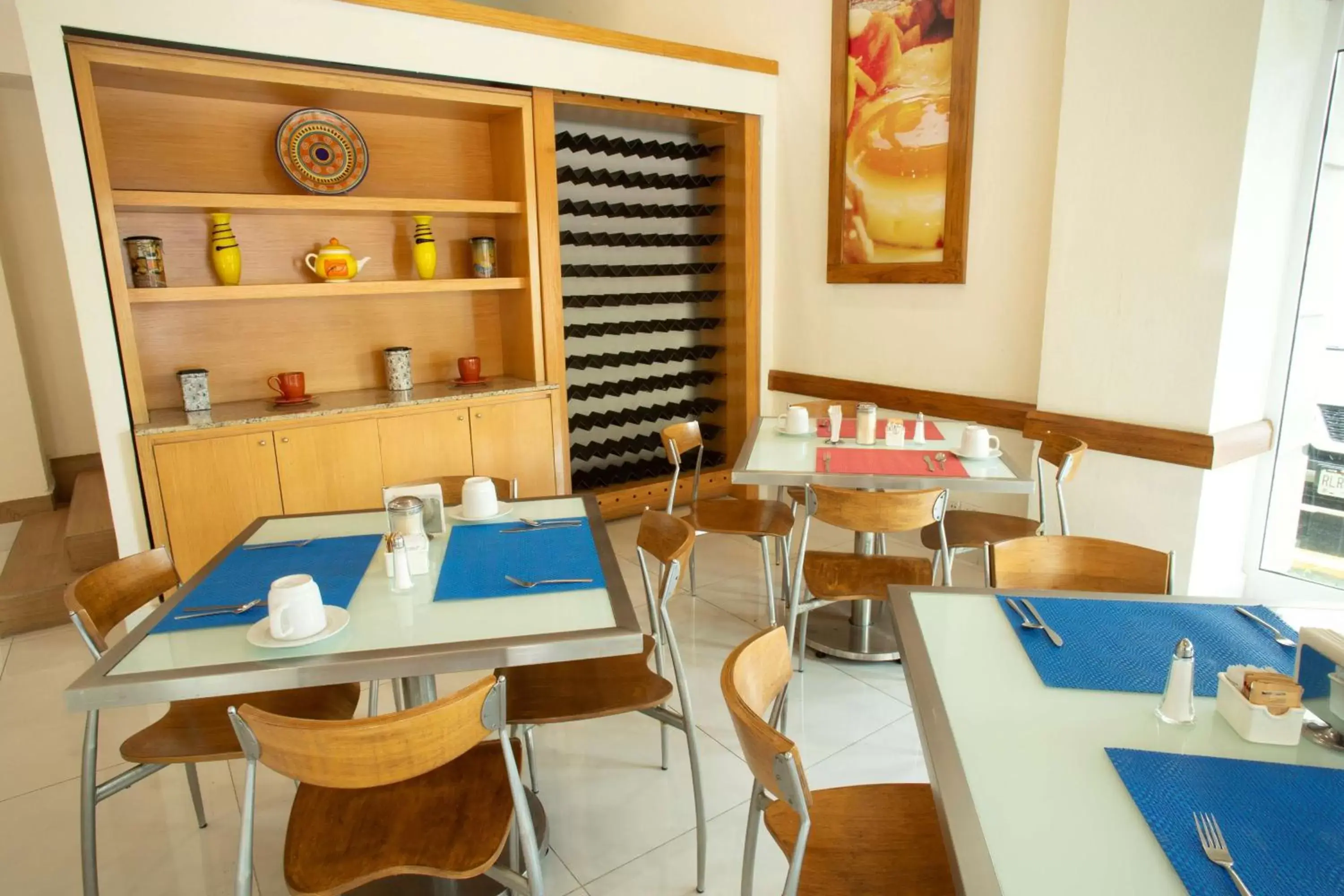 Restaurant/Places to Eat in Best Western Centro Monterrey