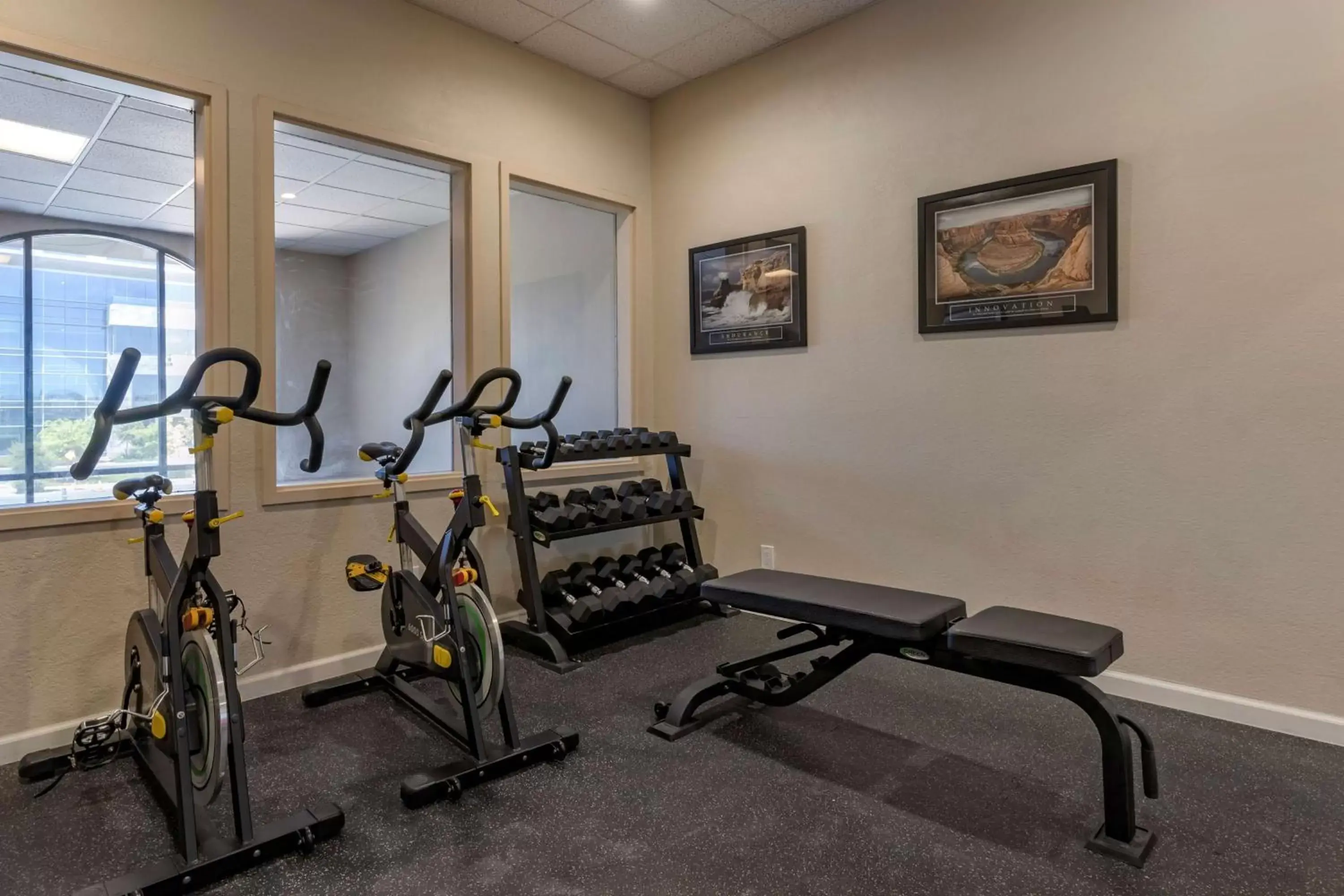 Spa and wellness centre/facilities, Fitness Center/Facilities in Best Western Silicon Valley Inn