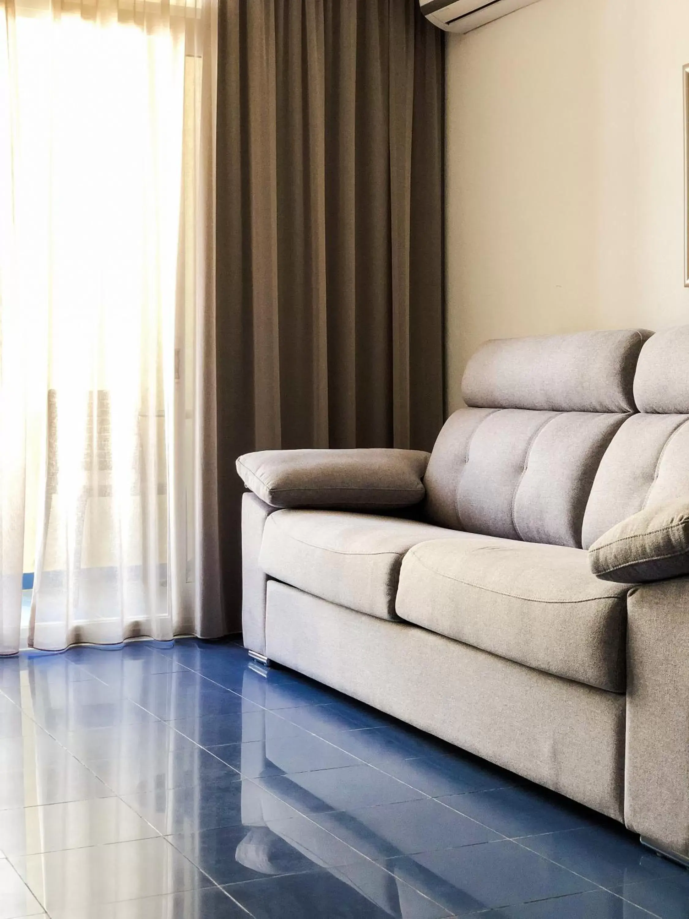 Living room, Seating Area in Hotel Apartamento Foz Atlantida