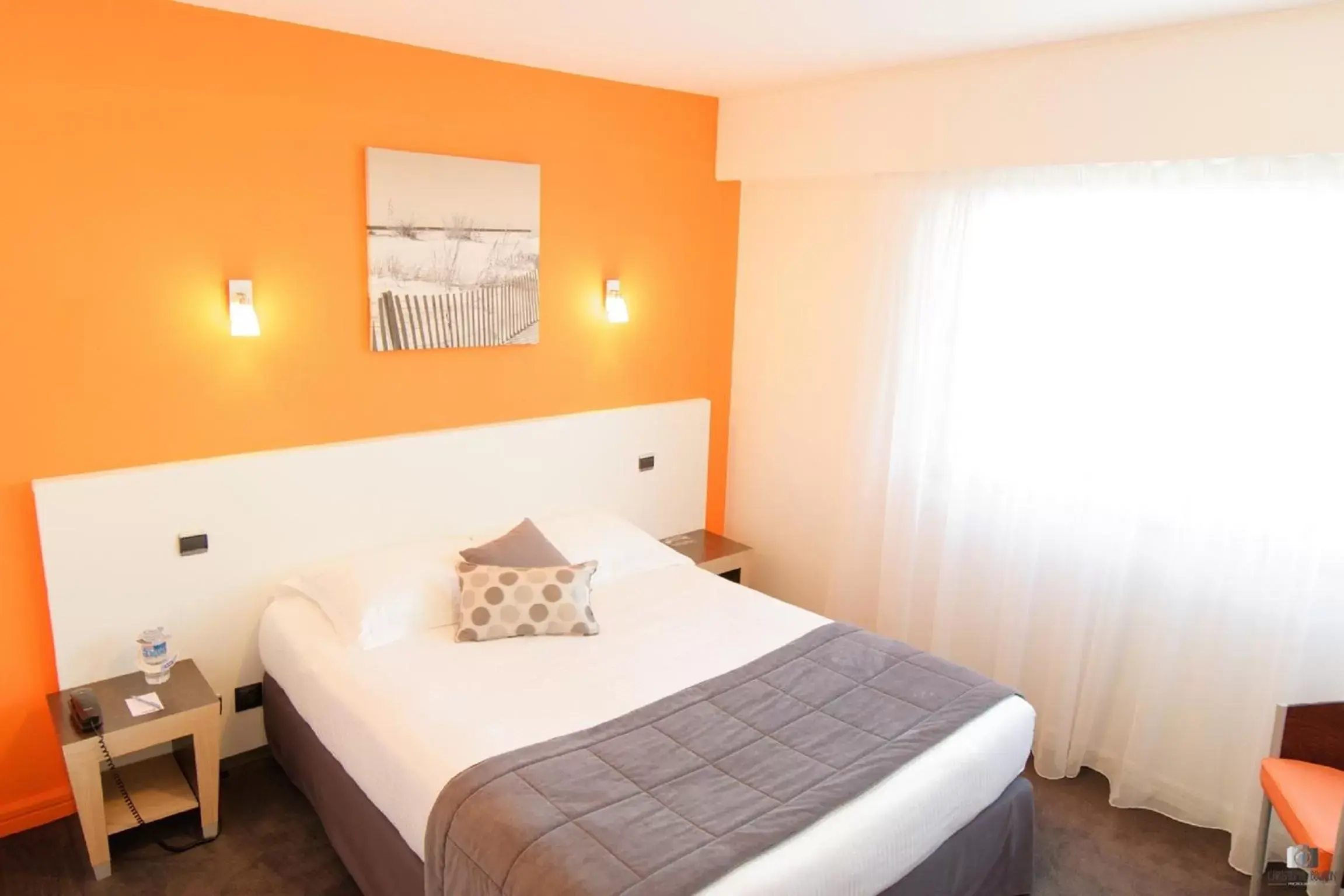 Bedroom, Bed in Kyriad Prestige Les Sables d'Olonne - Plage - Centre des Congrès