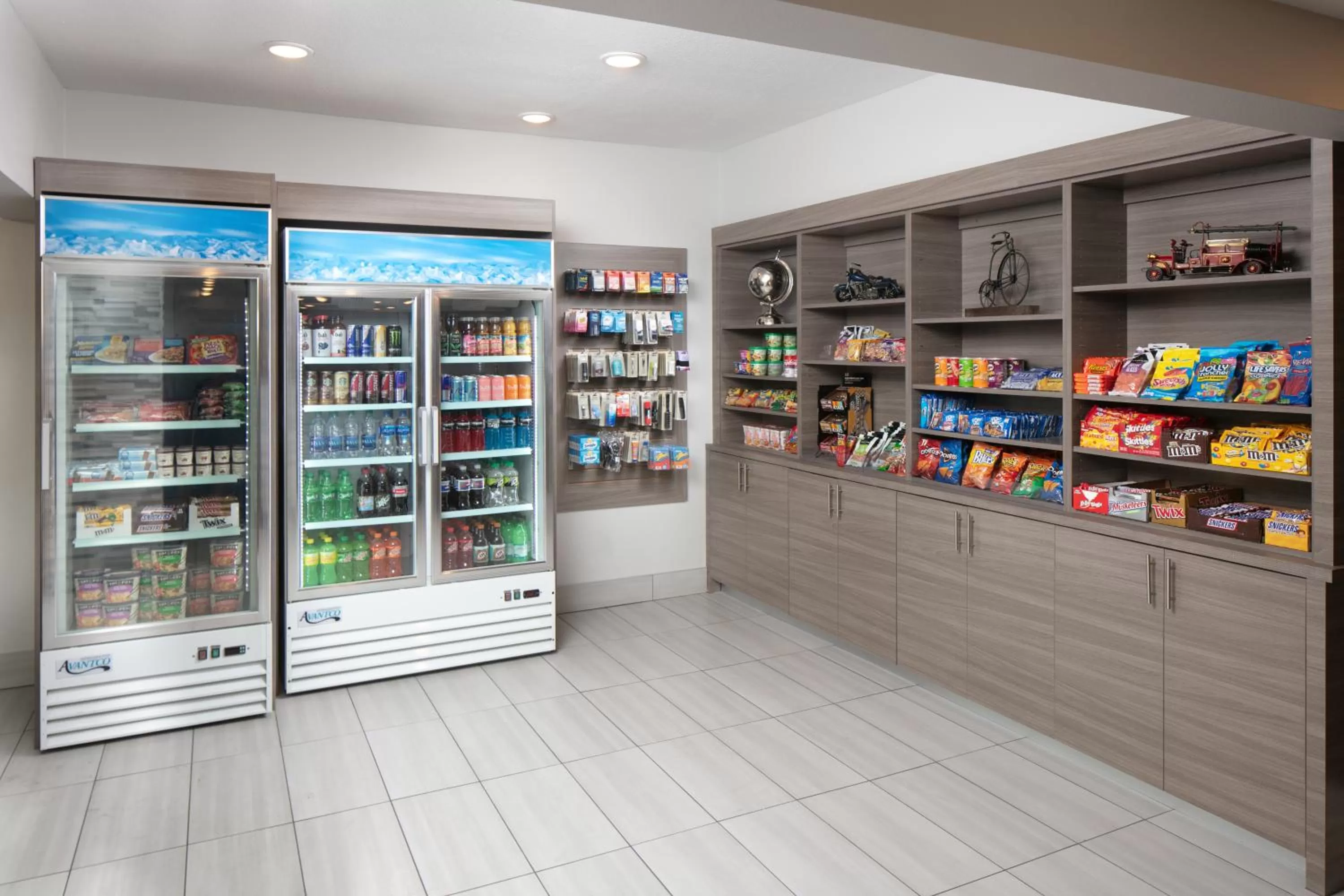 On-site shops in Hotel 28 Boise Airport, an Ascend Collection Hotel