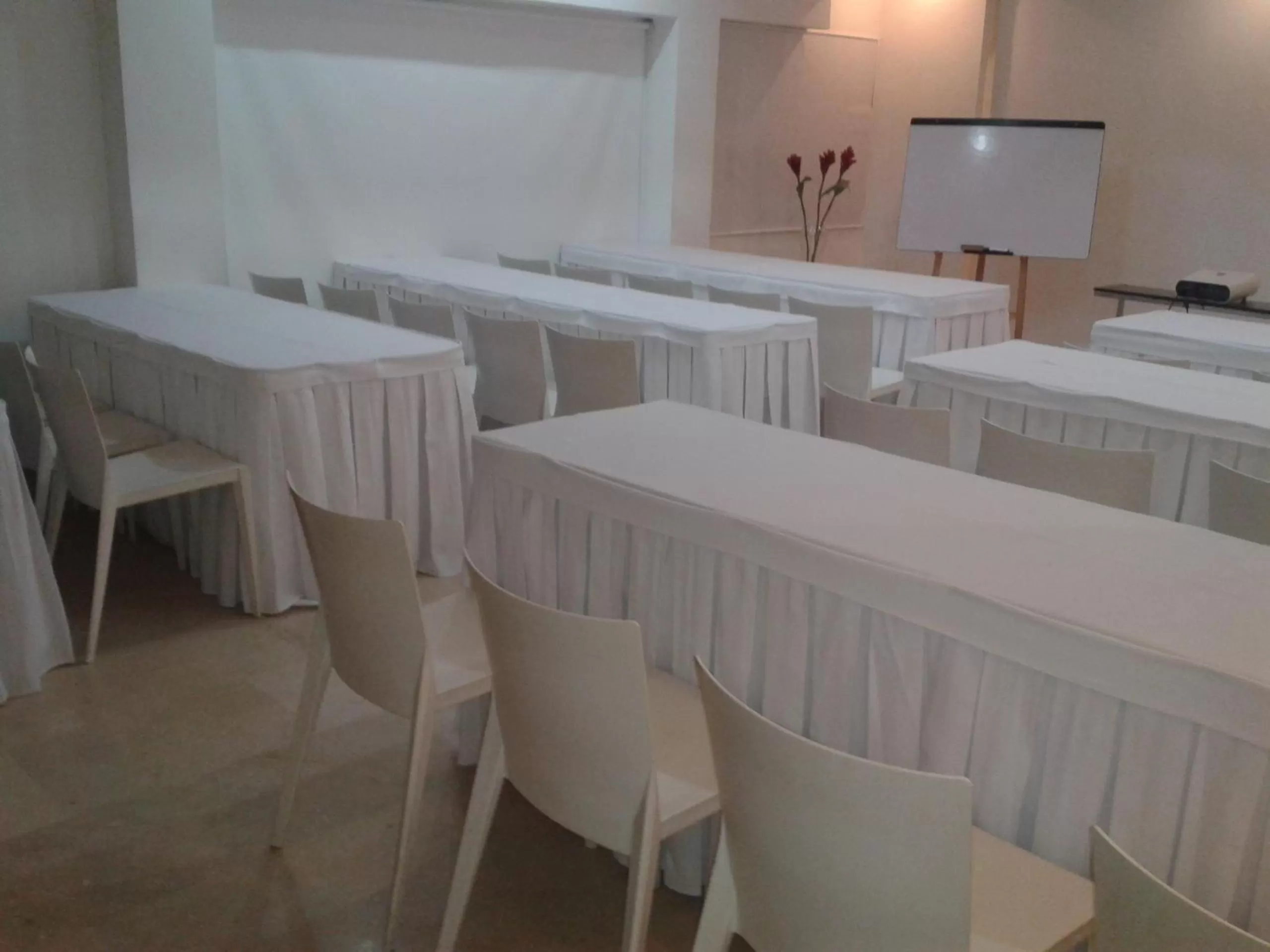 Business facilities in Zalmedina Hotel