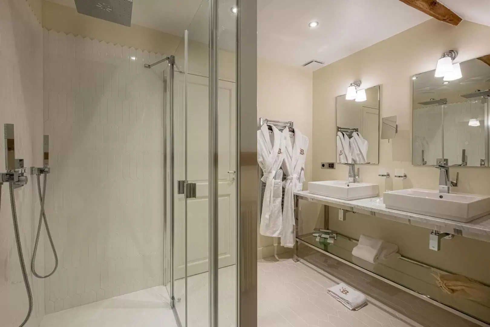 Bathroom in La Borde en Sologne Château & Spa