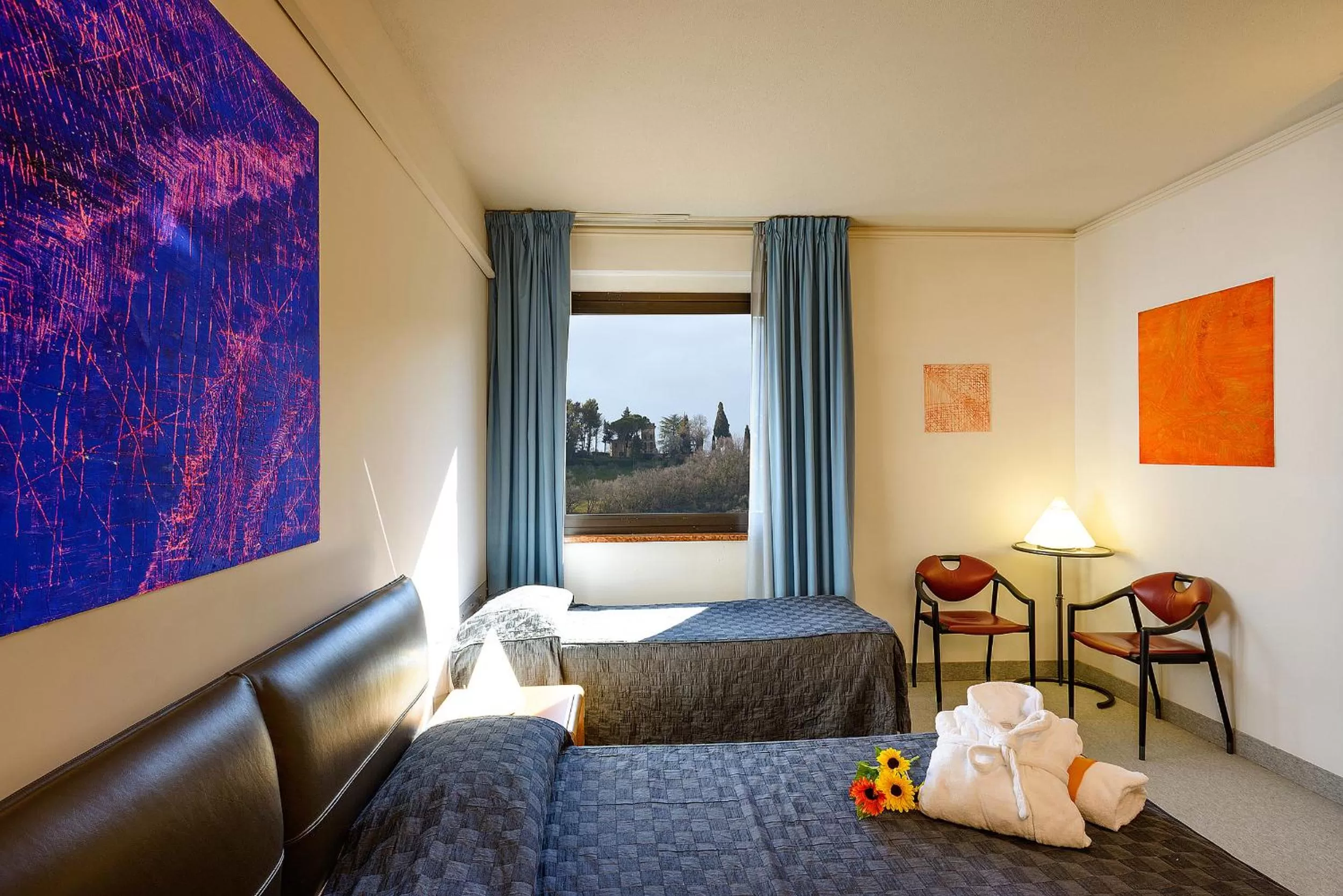 Photo of the whole room, Bed in Albornoz Palace Hotel