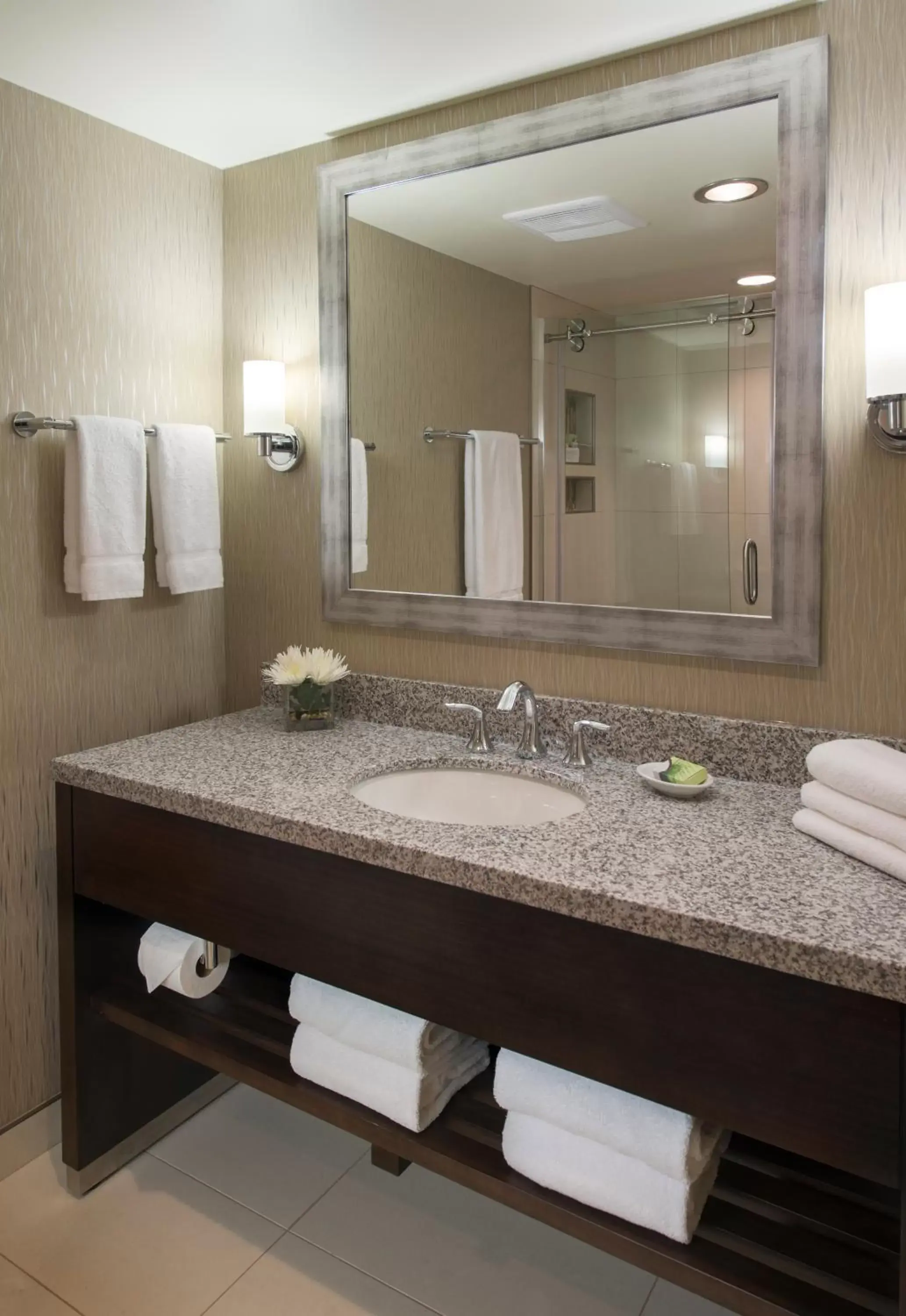 Bathroom in The Madison Concourse Hotel