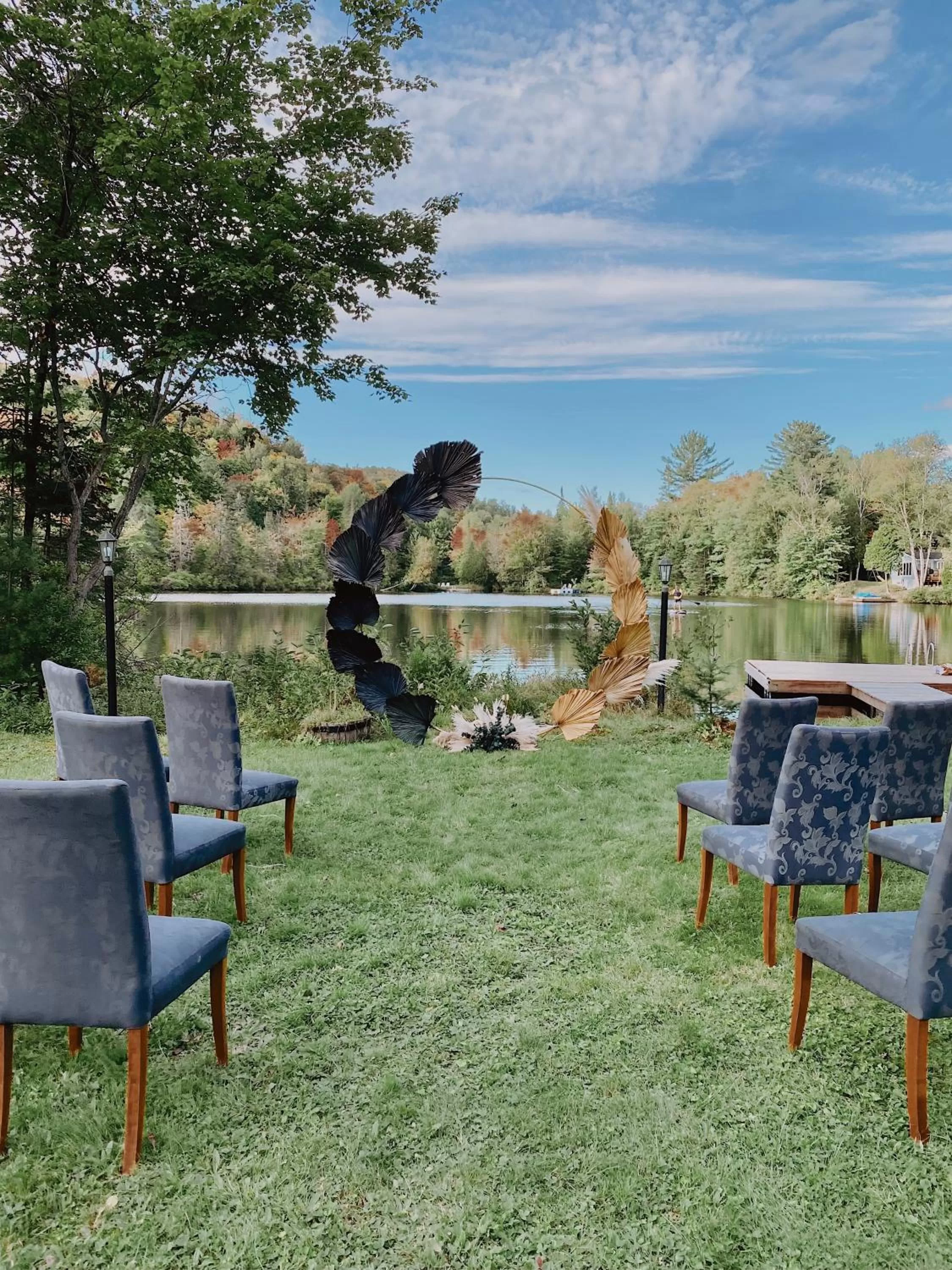 Day in Hôtel du Lac Lenore