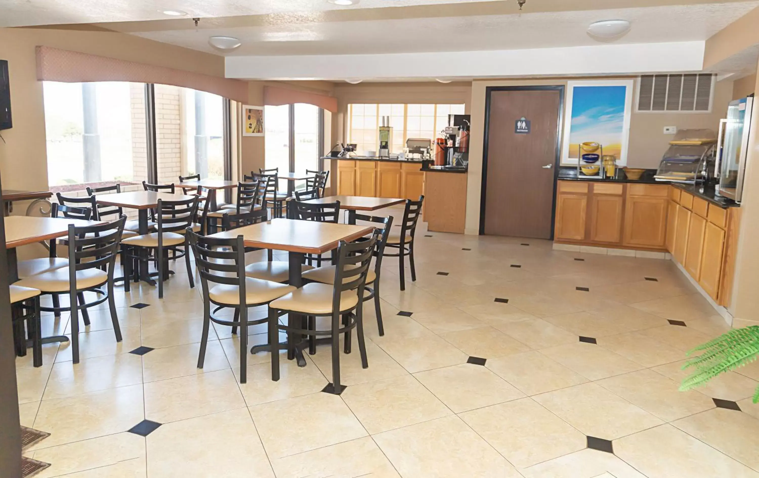 Restaurant/places to eat in Days Inn by Wyndham Oklahoma City Restaurant/places to eat in Days Inn by Wyndham Oklahoma City