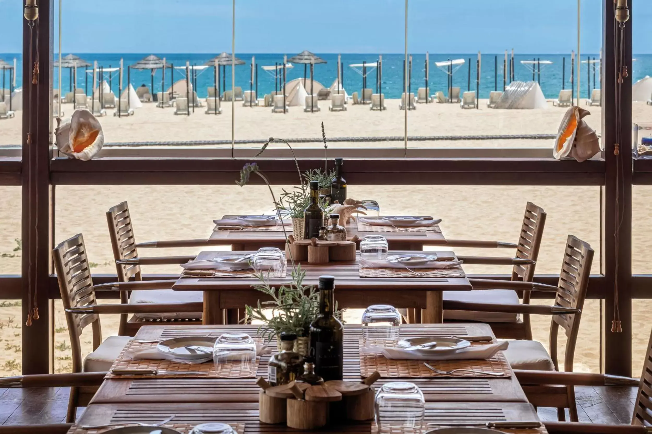 Restaurant/places to eat in Vila Vita Parc Restaurant/places to eat in Vila Vita Parc