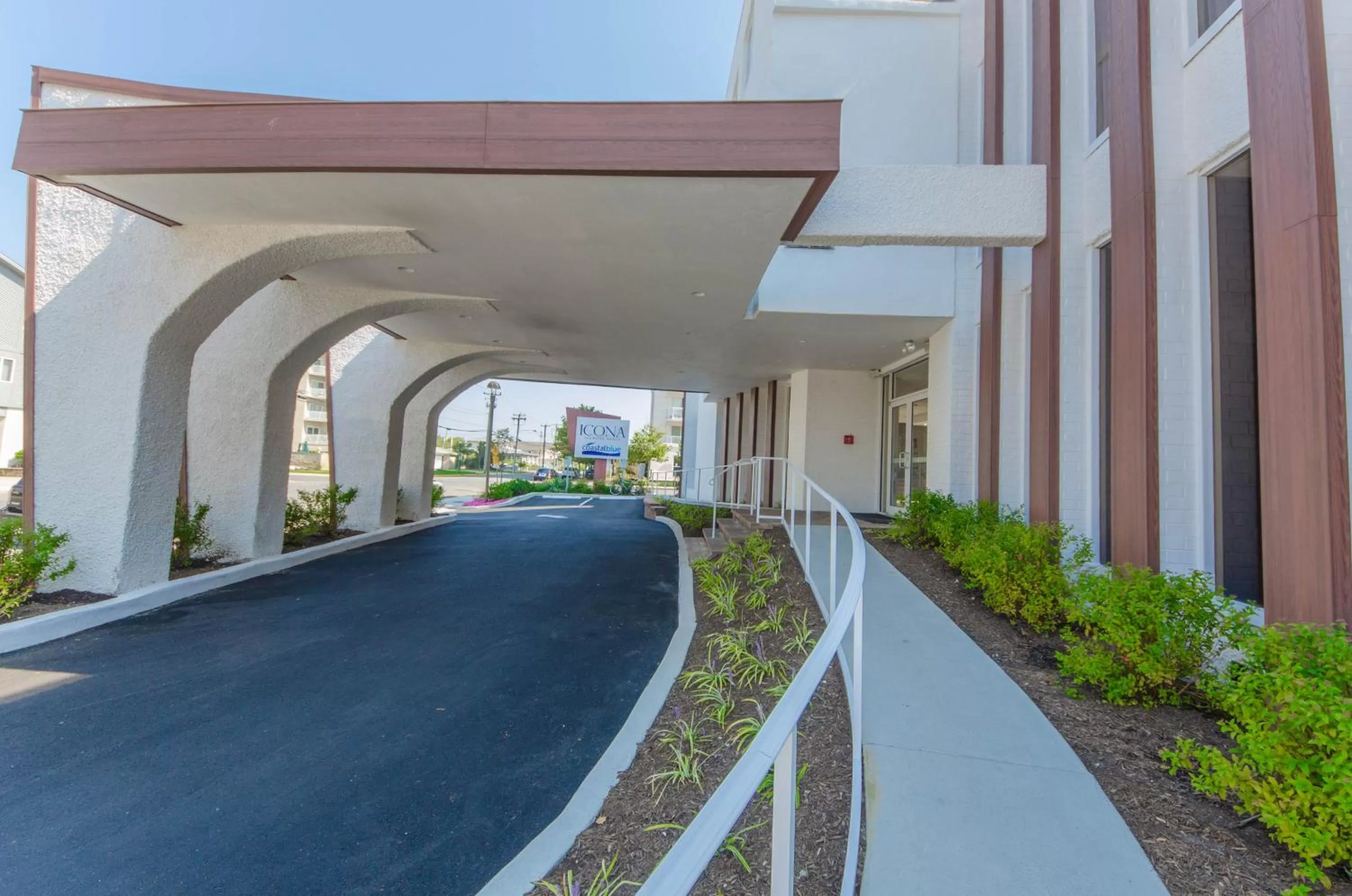 Property building in ICONA Diamond Beach