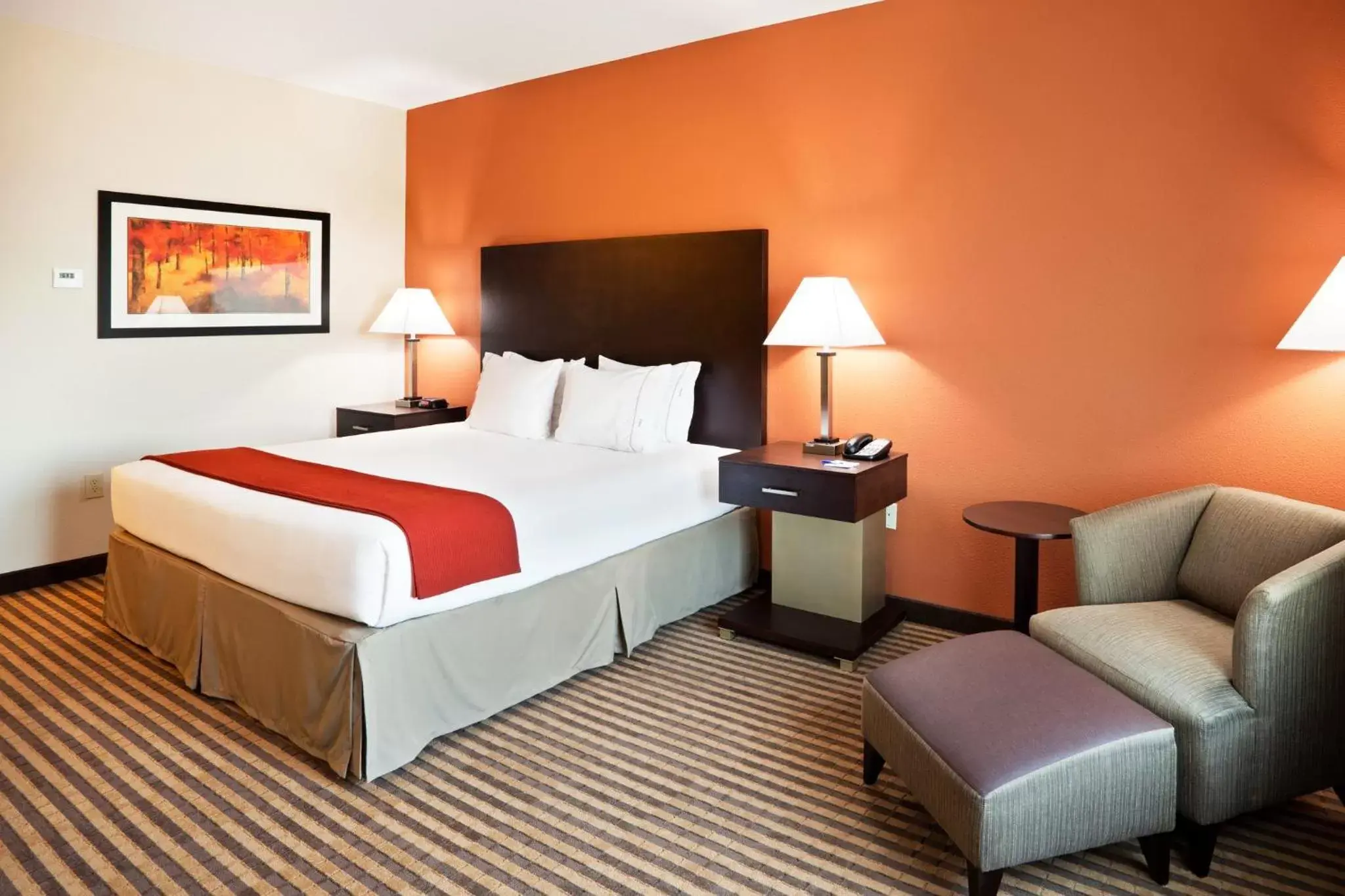 Photo of the whole room, Bed in Holiday Inn Express Charlotte Southeast - Matthews, an IHG Hotel