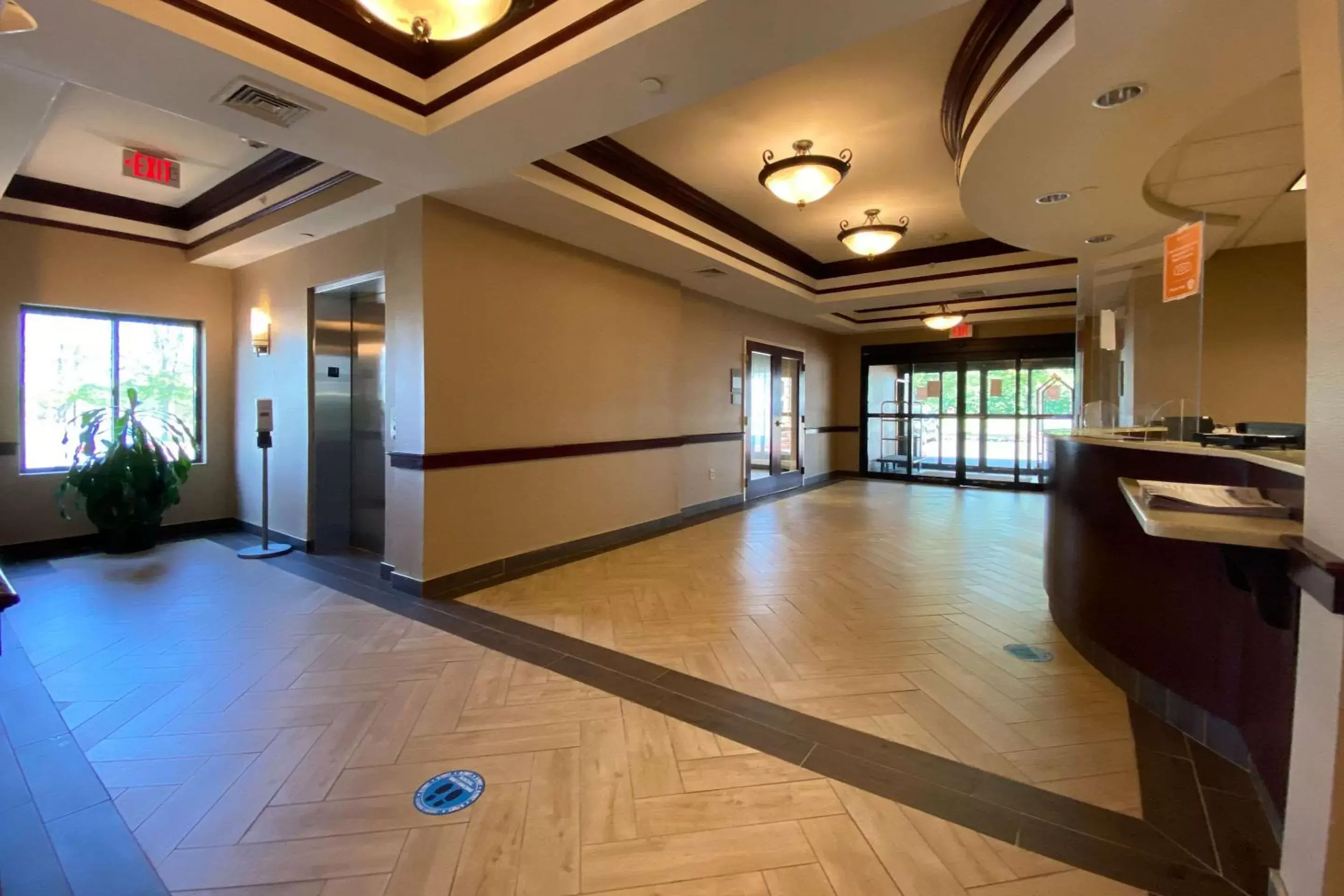 Lobby or reception in Comfort Inn East Windsor - Springfield