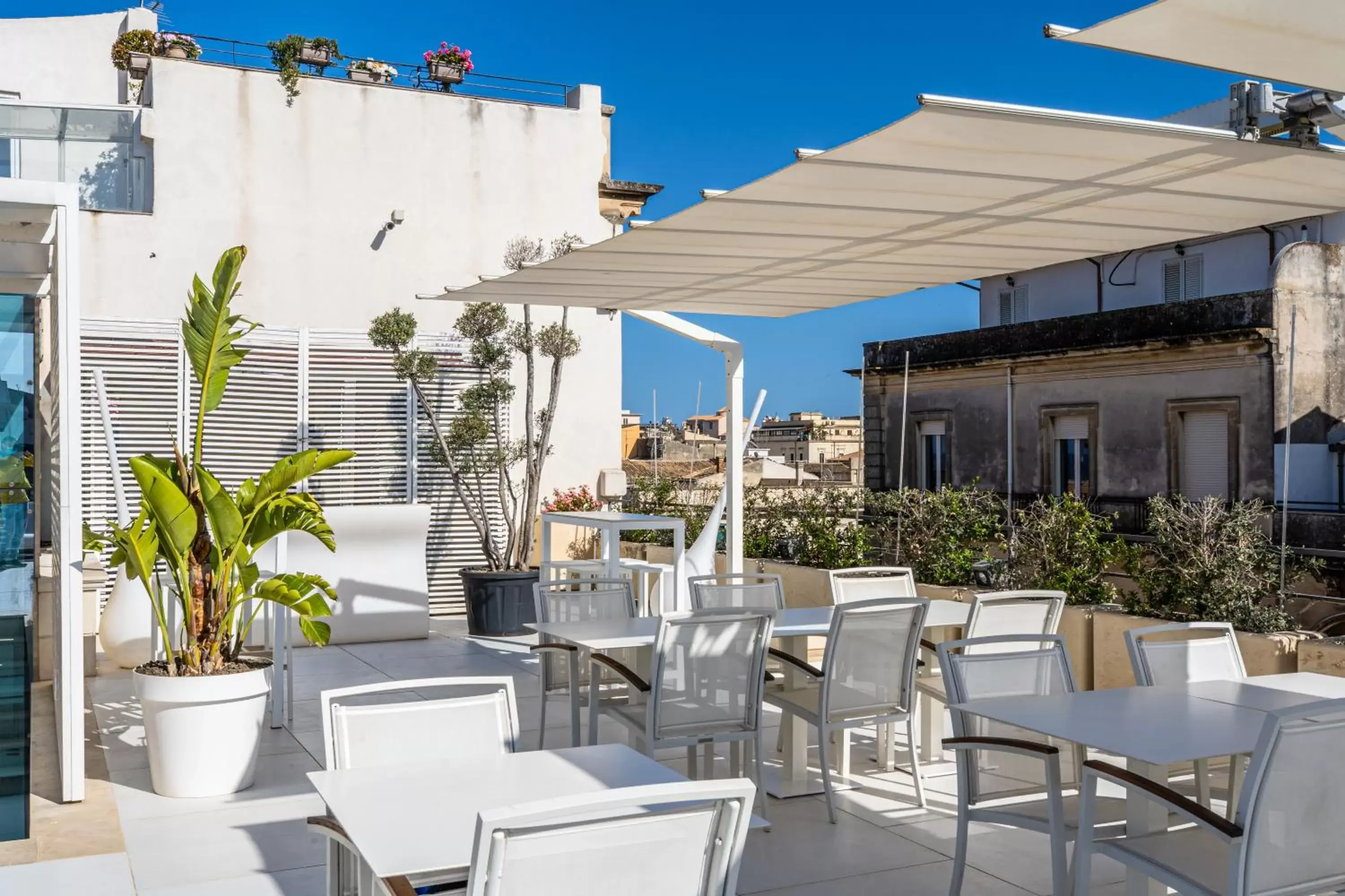 Restaurant/Places to Eat in Caportigia Boutique Hotel