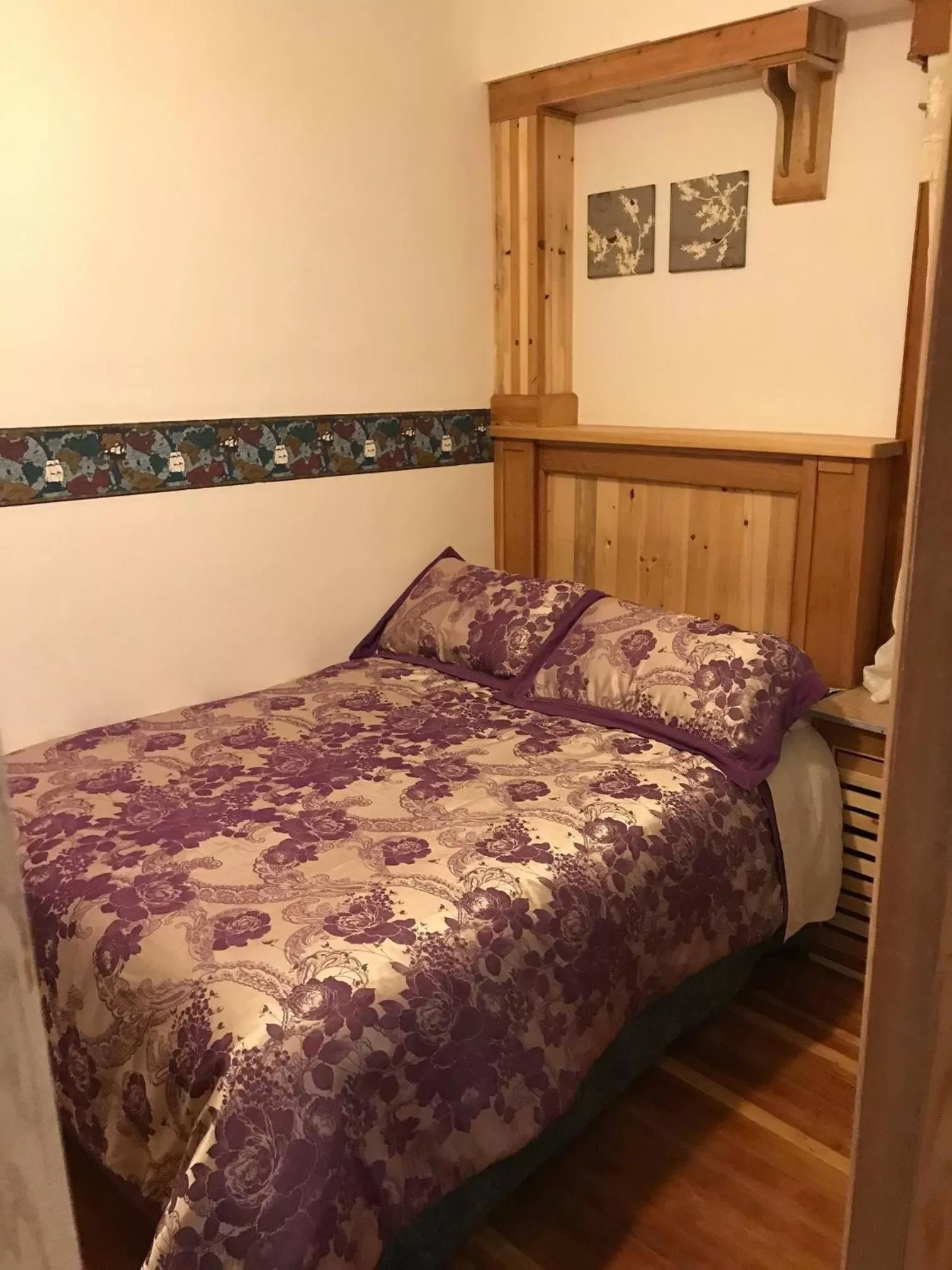 Bed in Heritage Place Hotel