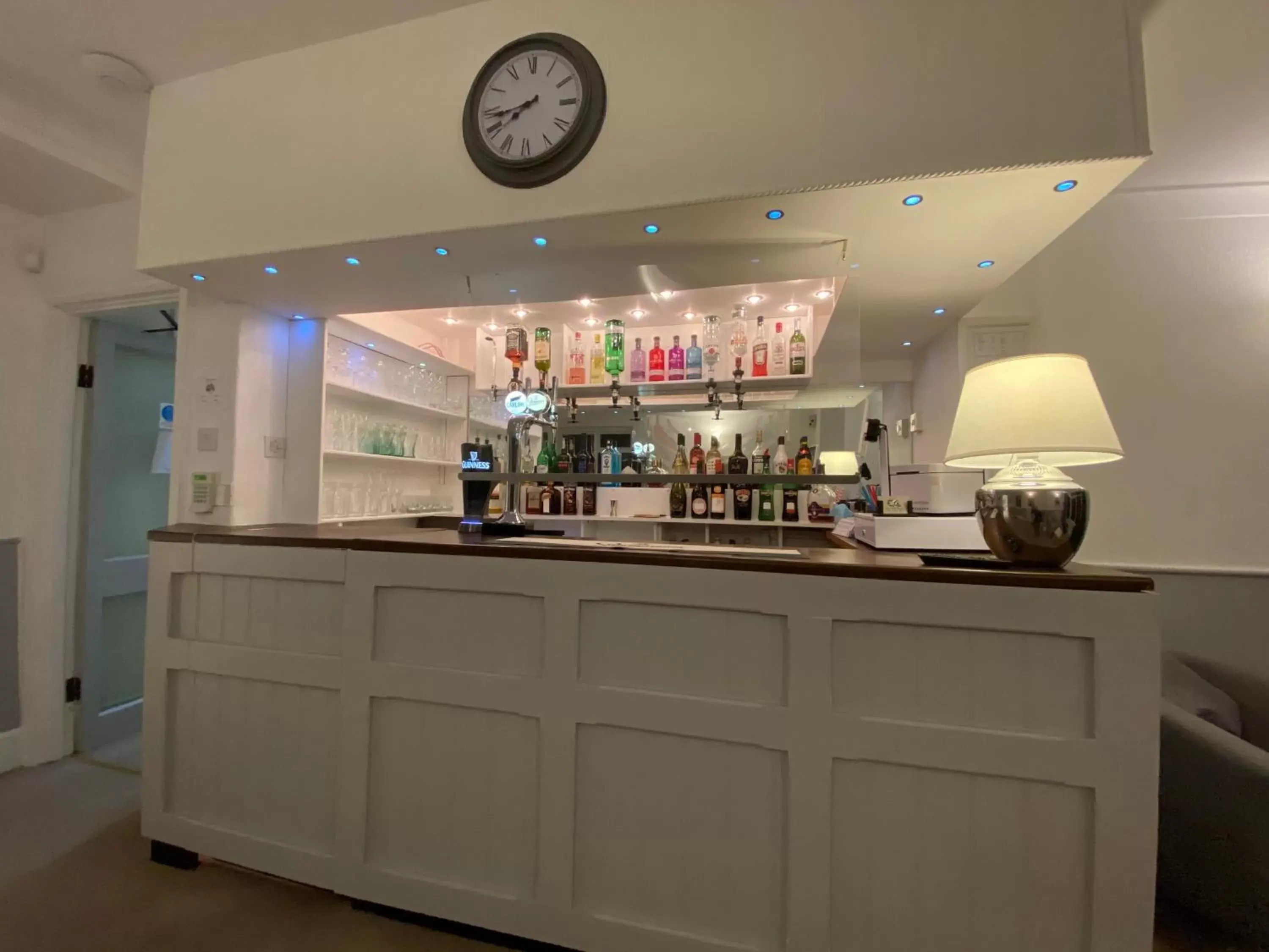 Lounge or bar in Old Farm Hotel Lounge or bar in Old Farm Hotel