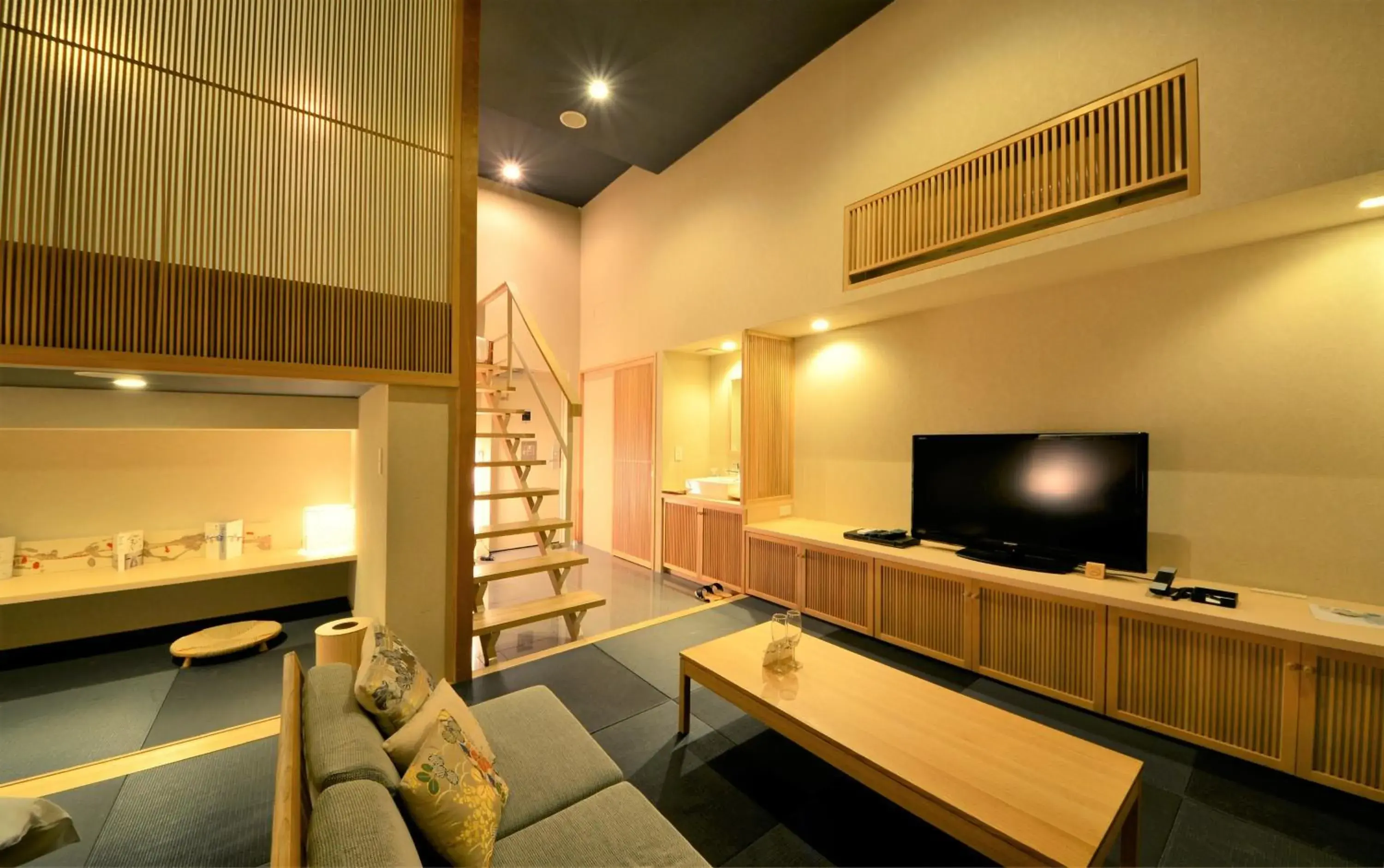 Living room, TV/Entertainment Center in Roppongi Hotel S